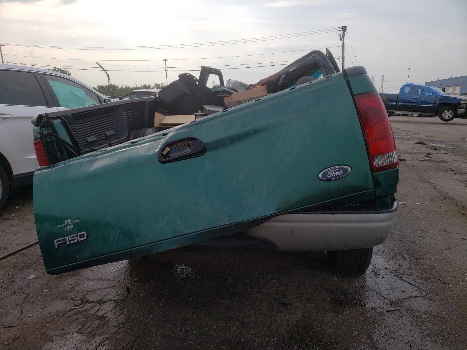 Photo 6 from auction – 2000 FORD F150 with VIN 1FTZF1825YNA92061