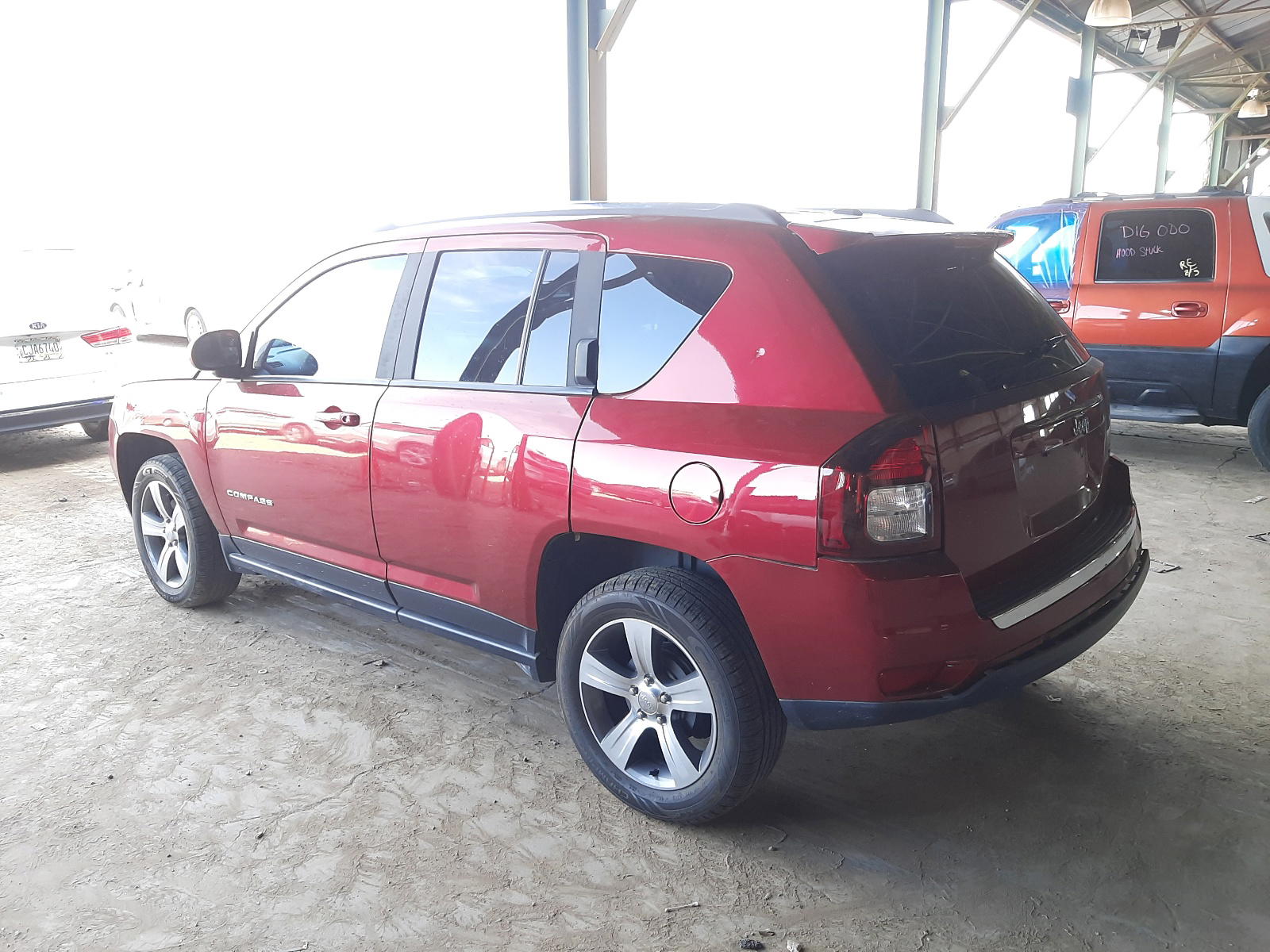 Photo 3 from auction – 2016 JEEP COMPASS LA with VIN 1C4NJCEA2GD716195
