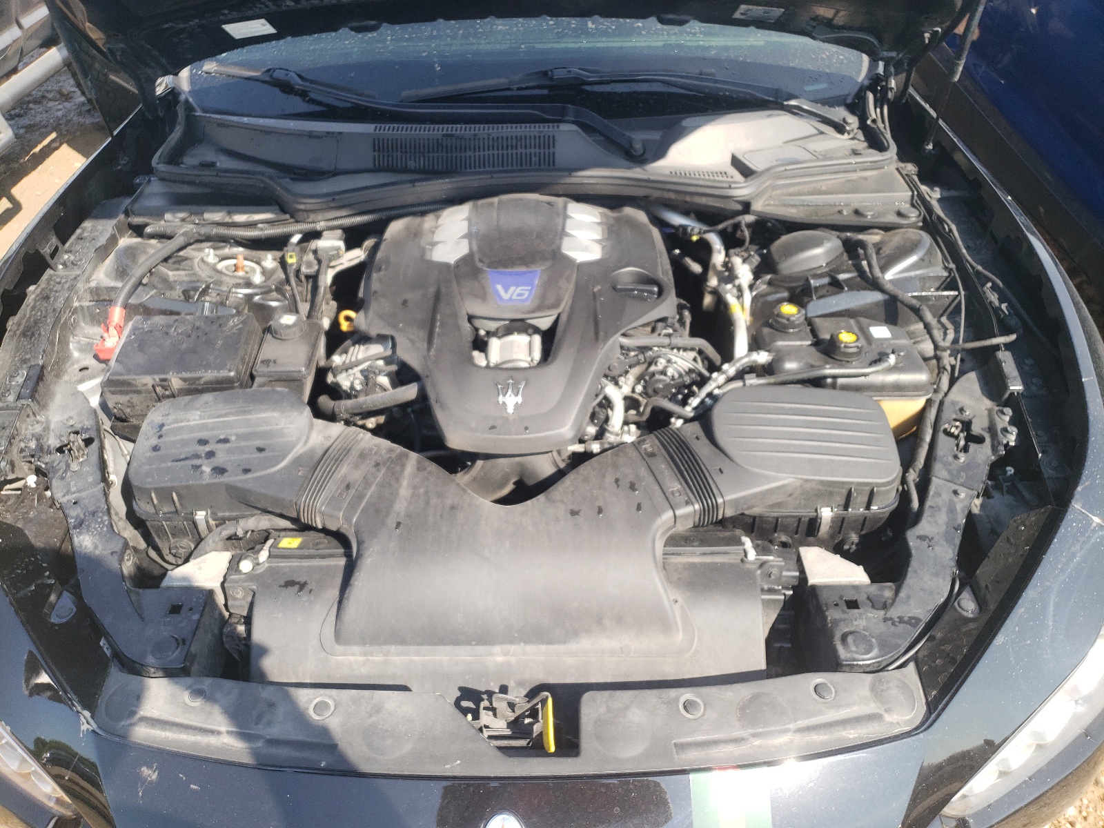 Photo 7 from auction – 2015 MASERATI GHIBLI S with VIN ZAM57RTAXF1138007