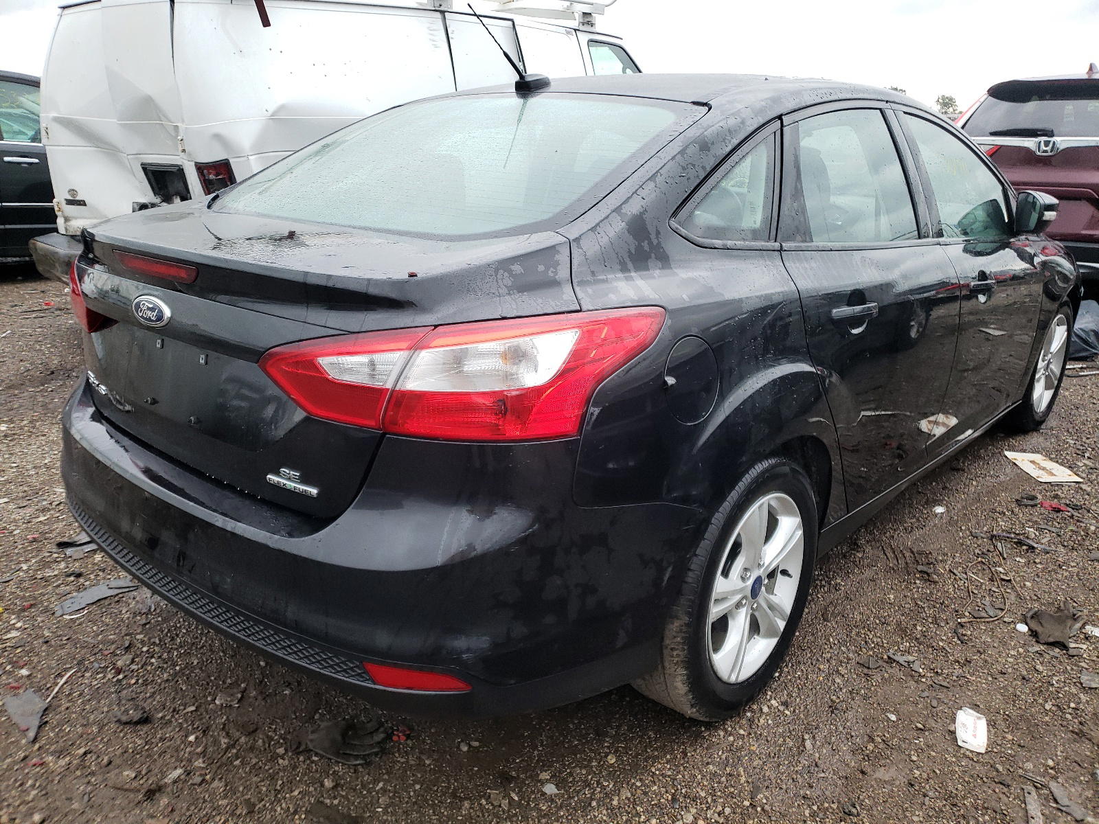 Photo 4 from auction – 2014 FORD FOCUS SE with VIN 1FADP3F22EL427523