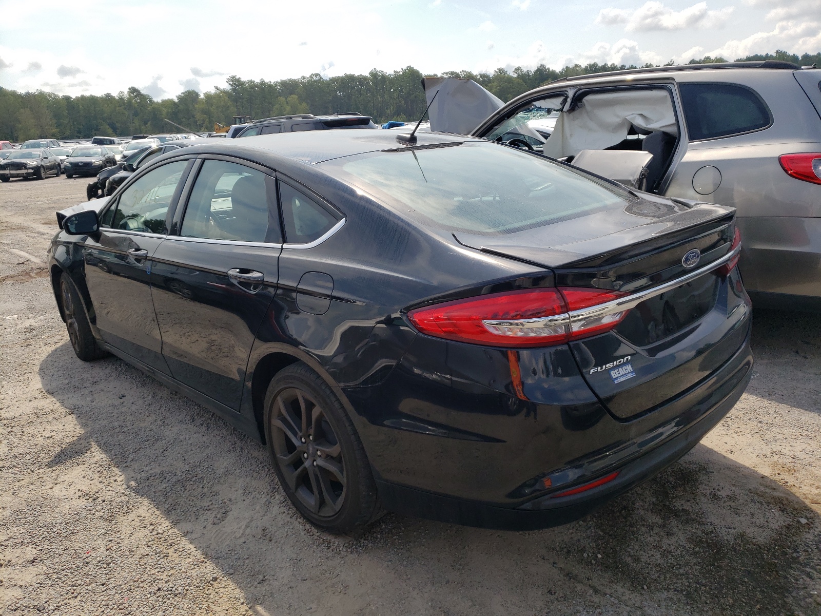 Photo 3 from auction – 2018 FORD FUSION S with VIN 3FA6P0G76JR255249