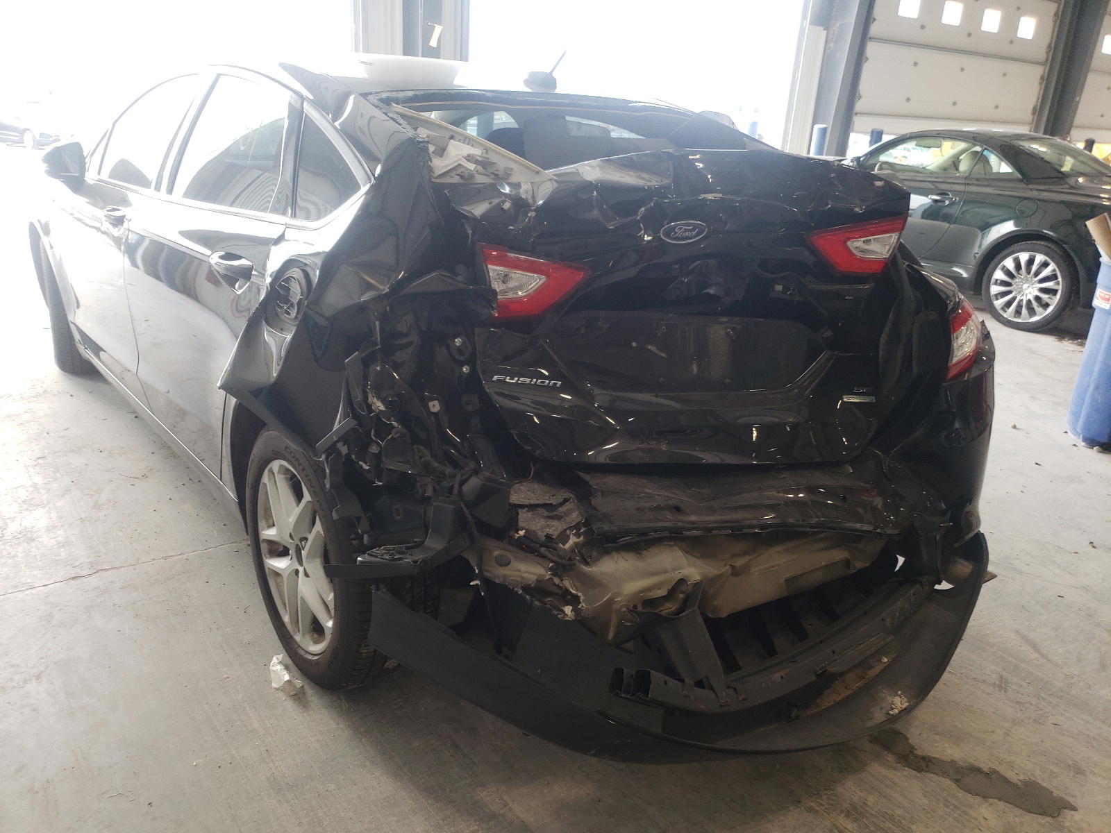 Photo 9 from auction – 2016 FORD FUSION SE with VIN 3FA6P0HD2GR404429
