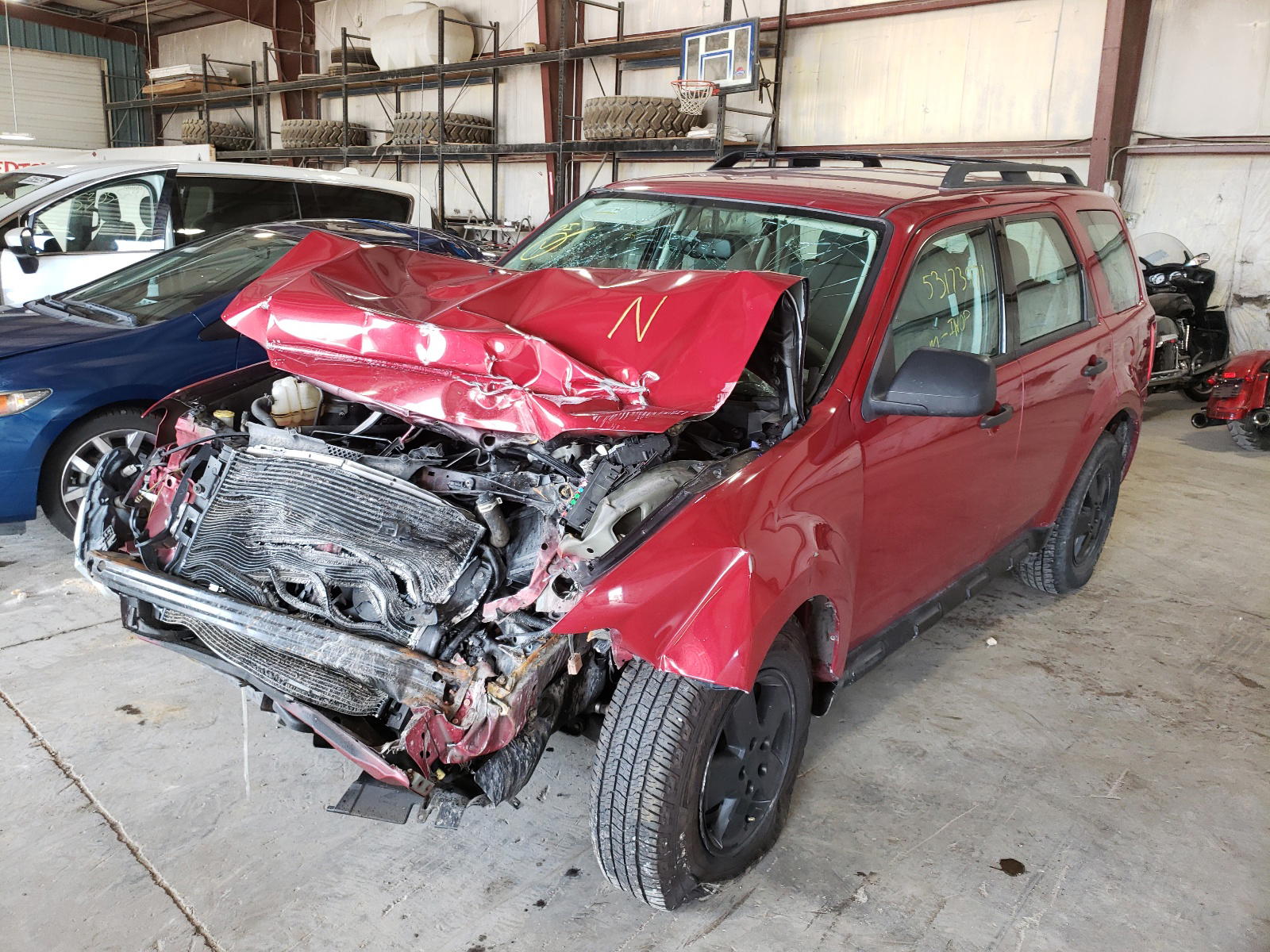Photo 2 from auction – 2011 FORD ESCAPE XLS with VIN 1FMCU0C73BKB75291