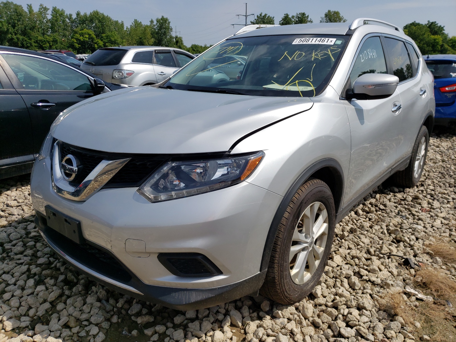 Photo 2 from auction – 2015 NISSAN ROGUE S with VIN KNMAT2MVXFP570410