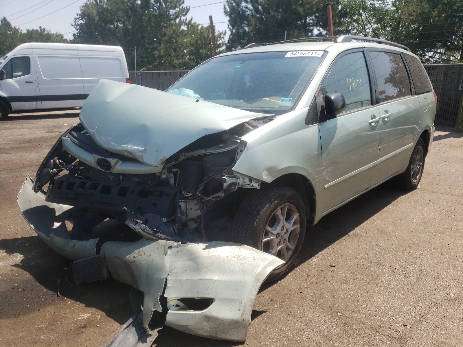 Photo 2 from auction – 2006 TOYOTA SIENNA LE with VIN 5TDBA23C16S074363