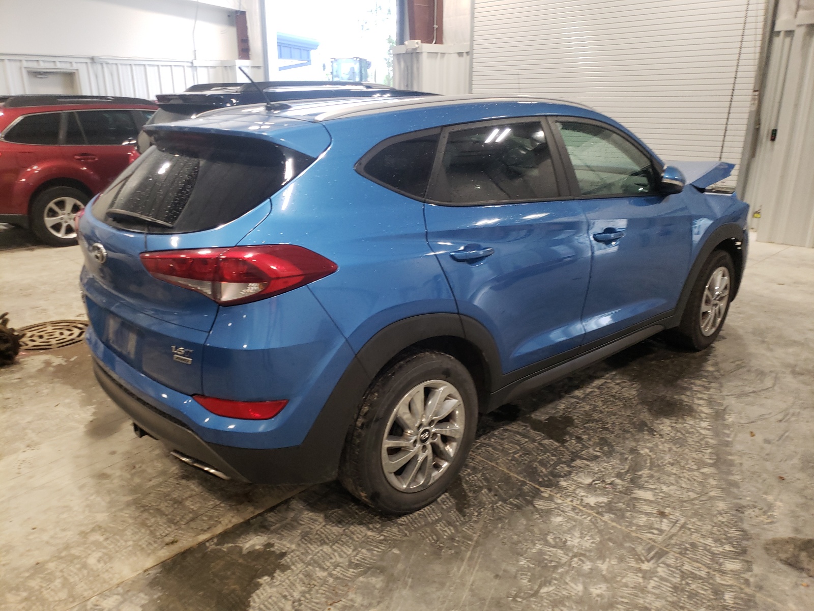 Photo 4 from auction – 2016 HYUNDAI TUCSON LIM with VIN KM8J3CA25GU102597