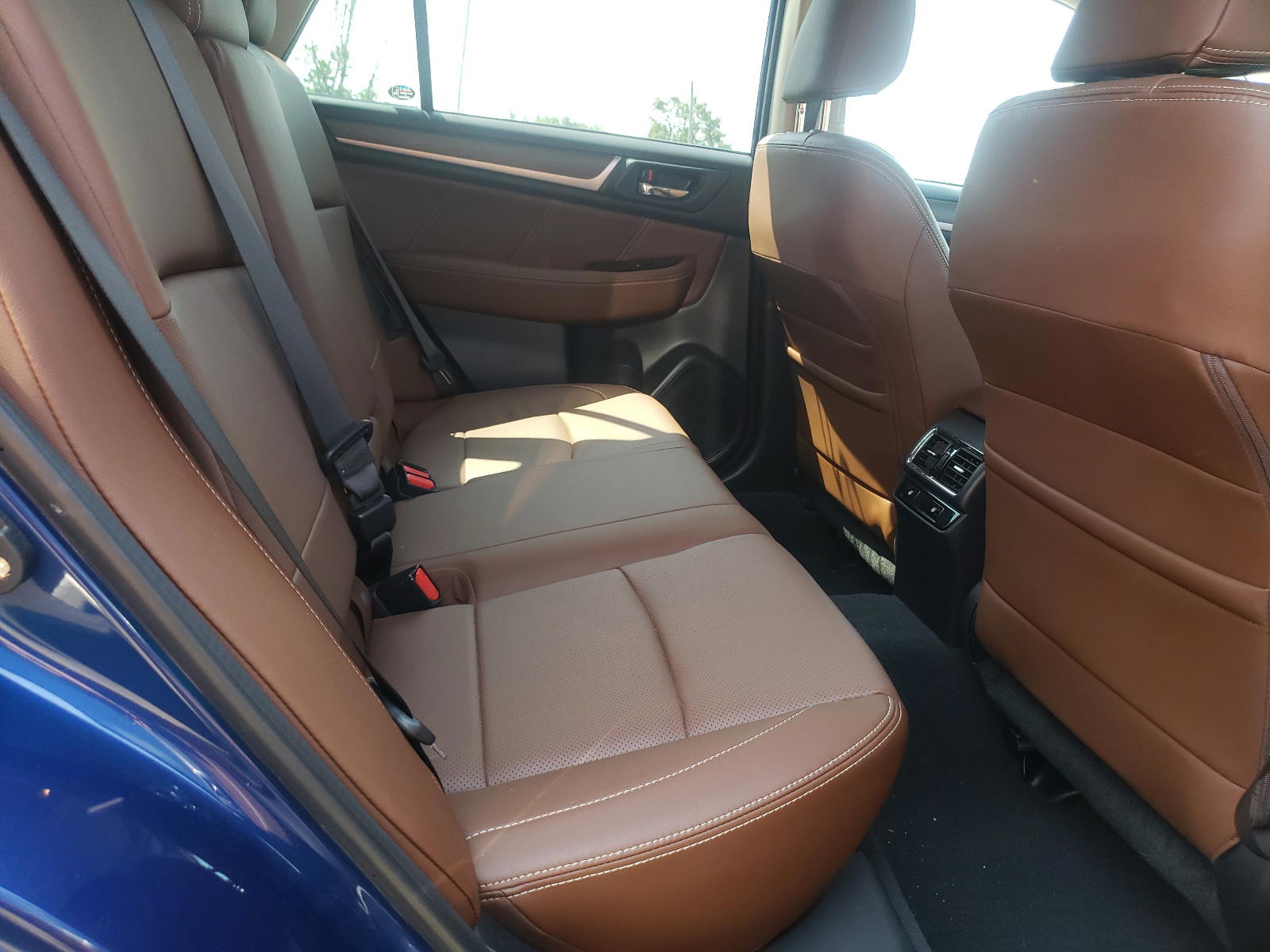 Photo 6 from auction – 2017 SUBARU OUTBACK TO with VIN 4S4BSETC8H3332392