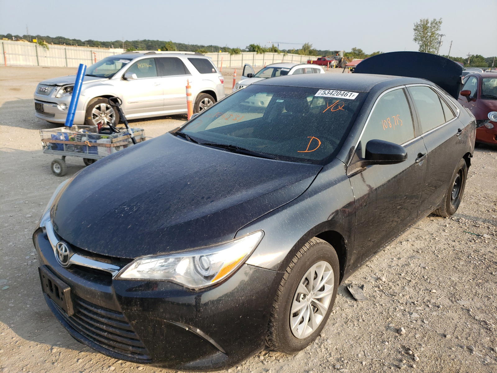 Photo 2 from auction – 2016 TOYOTA CAMRY LE with VIN 4T1BF1FK6GU124231