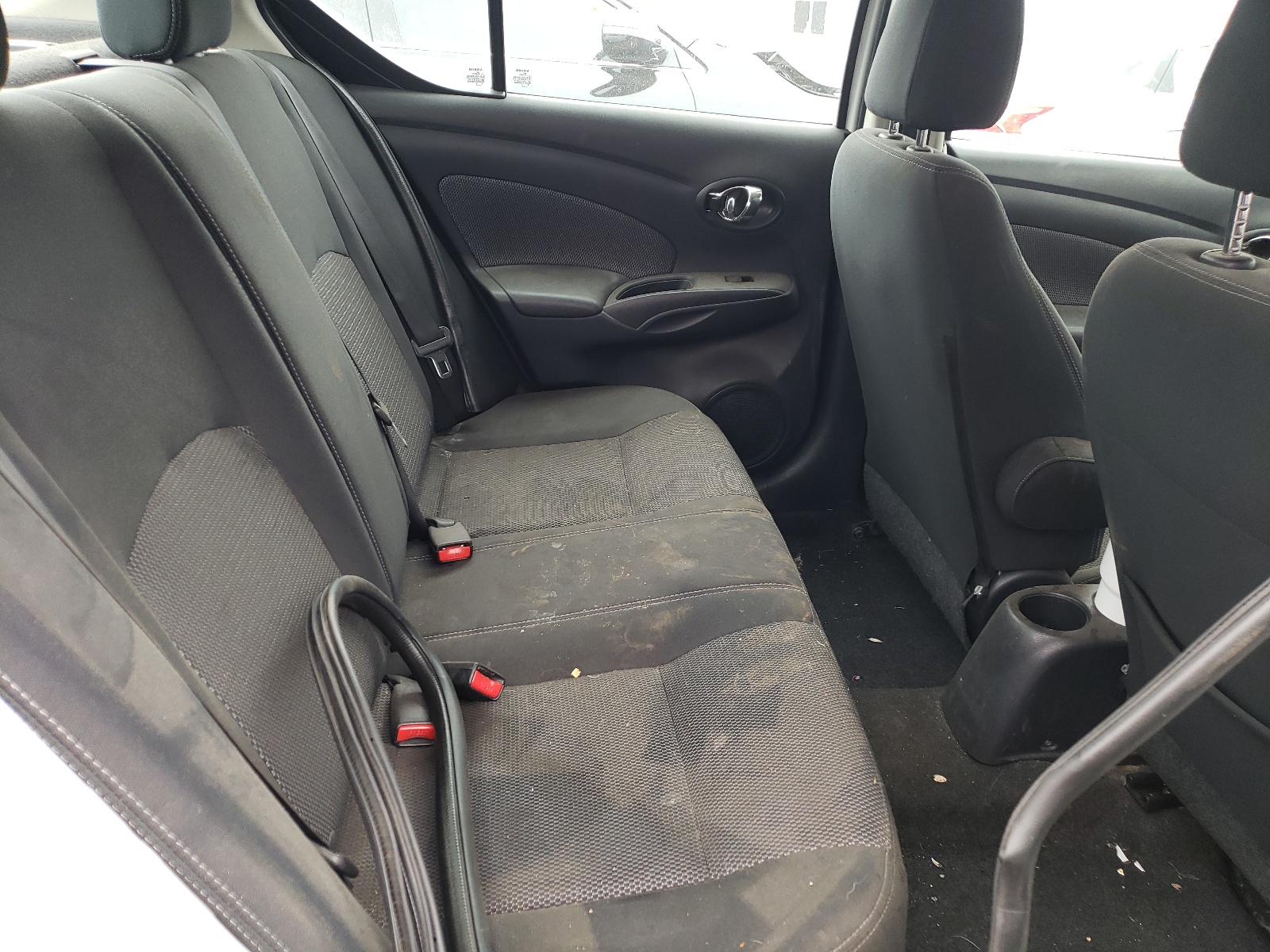 Photo 6 from auction – 2015 NISSAN VERSA S with VIN 3N1CN7AP8FL934490