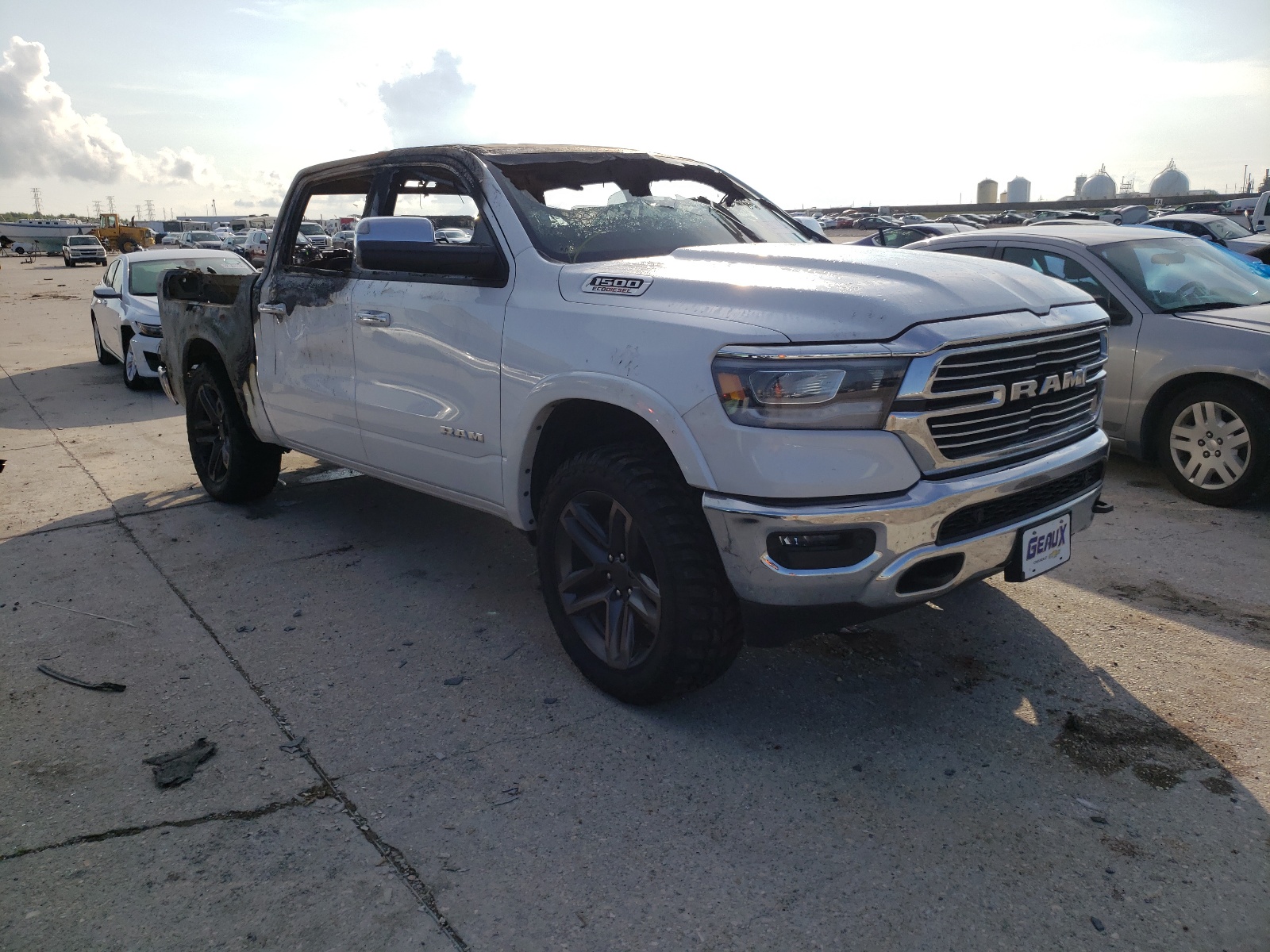 RAM 1500 LARAM 2020 with VIN 1C6SRFJM8LN311466 - Photo from auction