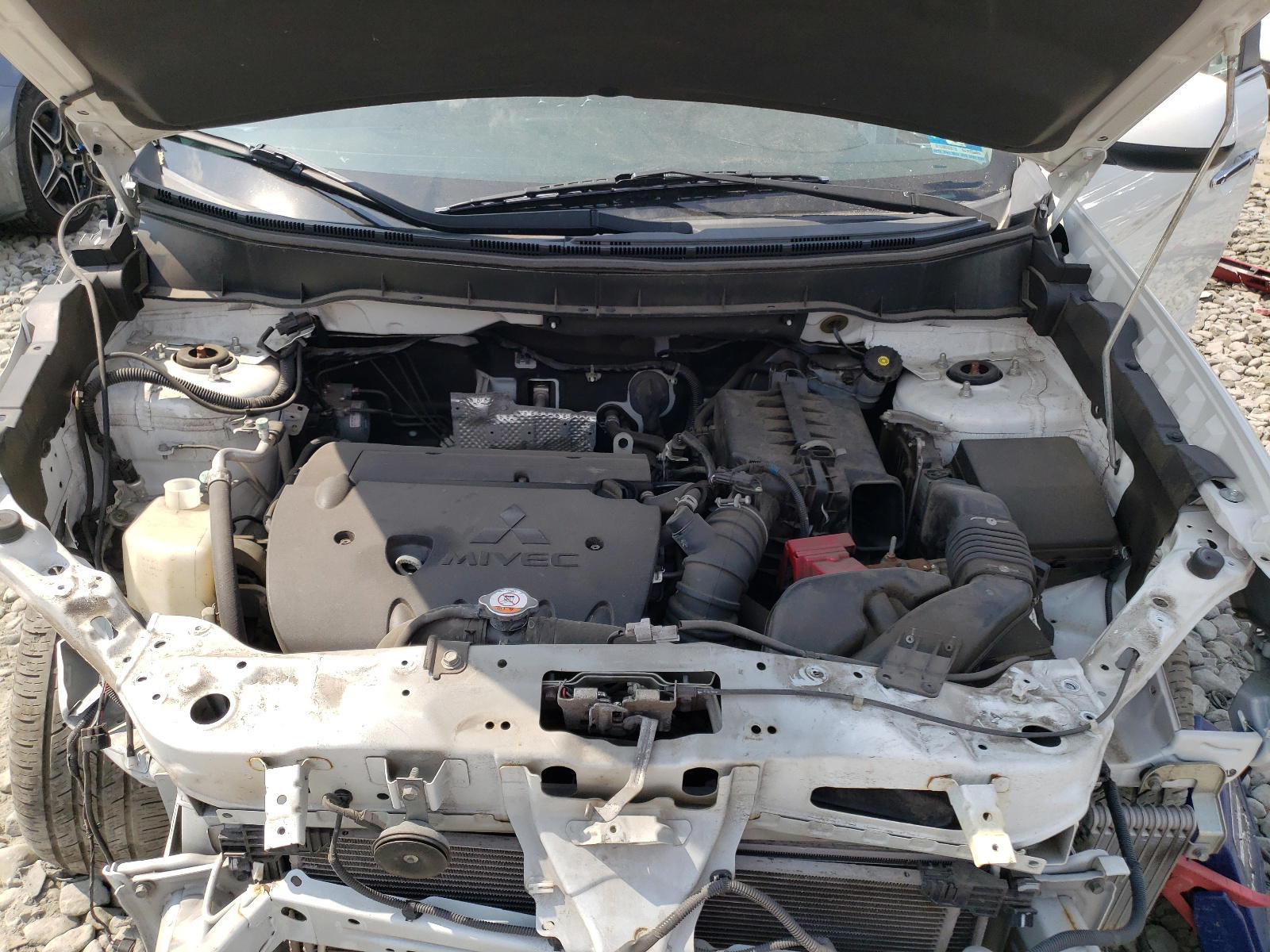 Photo 7 from auction – 2015 MITSUBISHI OUTLANDER with VIN 4A4AP3AUXFE002491