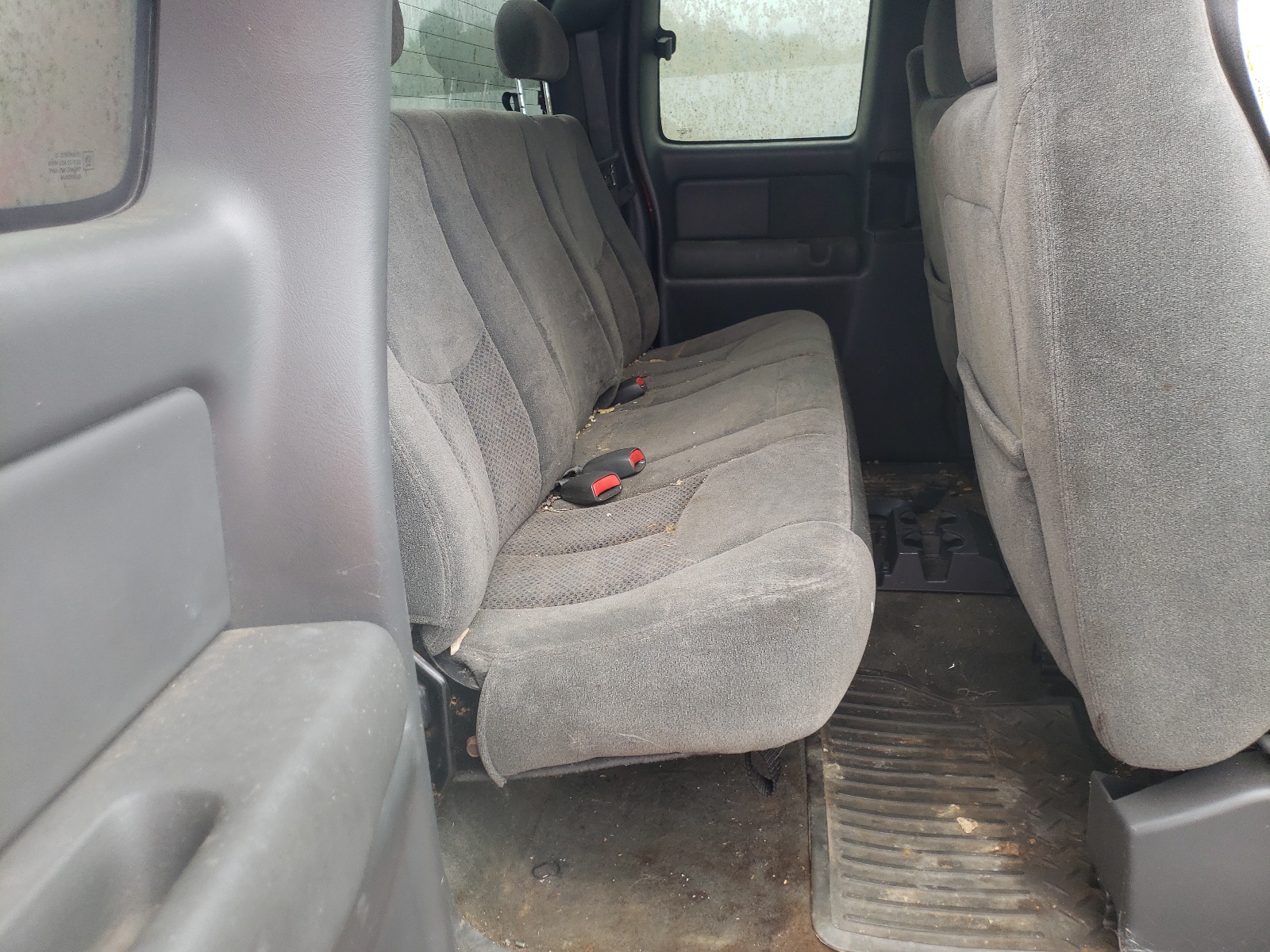 Photo 6 from auction – 2003 CHEVROLET SILVERADO with VIN 1GCGK29U03Z307792