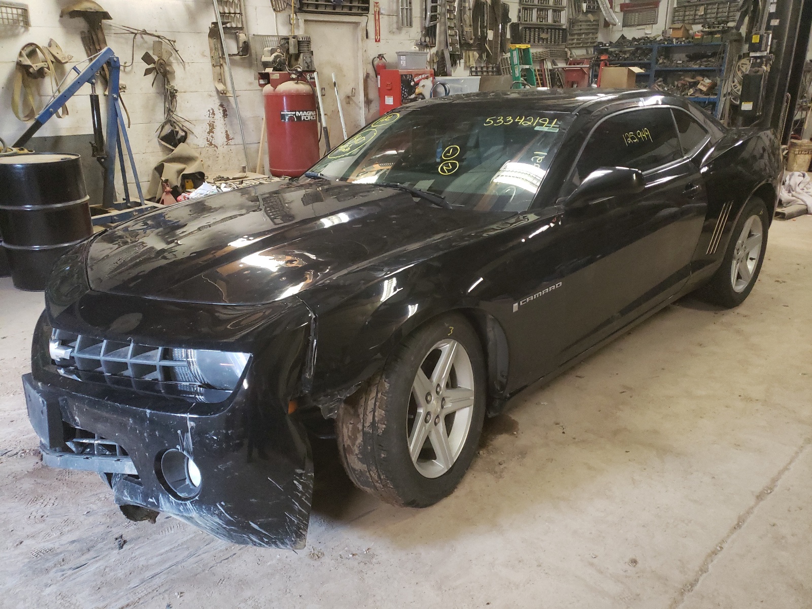 Photo 2 from auction – 2010 CHEVROLET CAMARO LT with VIN 2G1FB1EV0A9191143