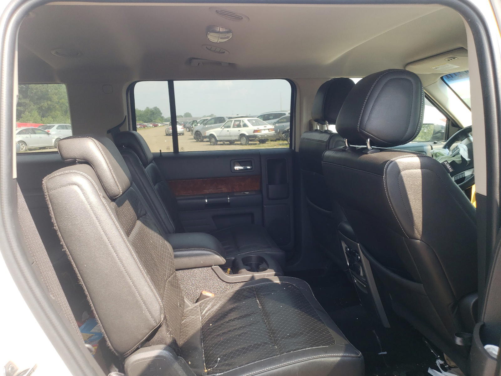 Photo 6 from auction – 2011 FORD FLEX LIMIT with VIN 2FMGK5DC8BBD00487