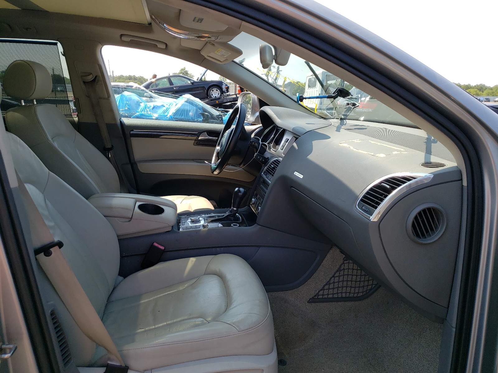 Photo 5 from auction – 2007 AUDI Q7 4.2 QUA with VIN WA1AV74L47D089927