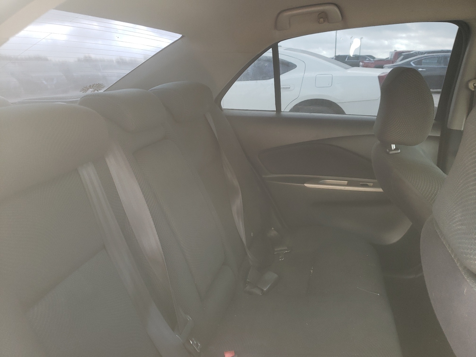 Photo 6 from auction – 2010 TOYOTA YARIS with VIN JTDBT4K34A1376162