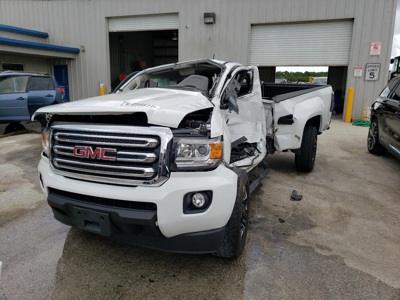 Photo 2 from auction – 2016 GMC CANYON SLE with VIN 1GTH5CEA3G1381015