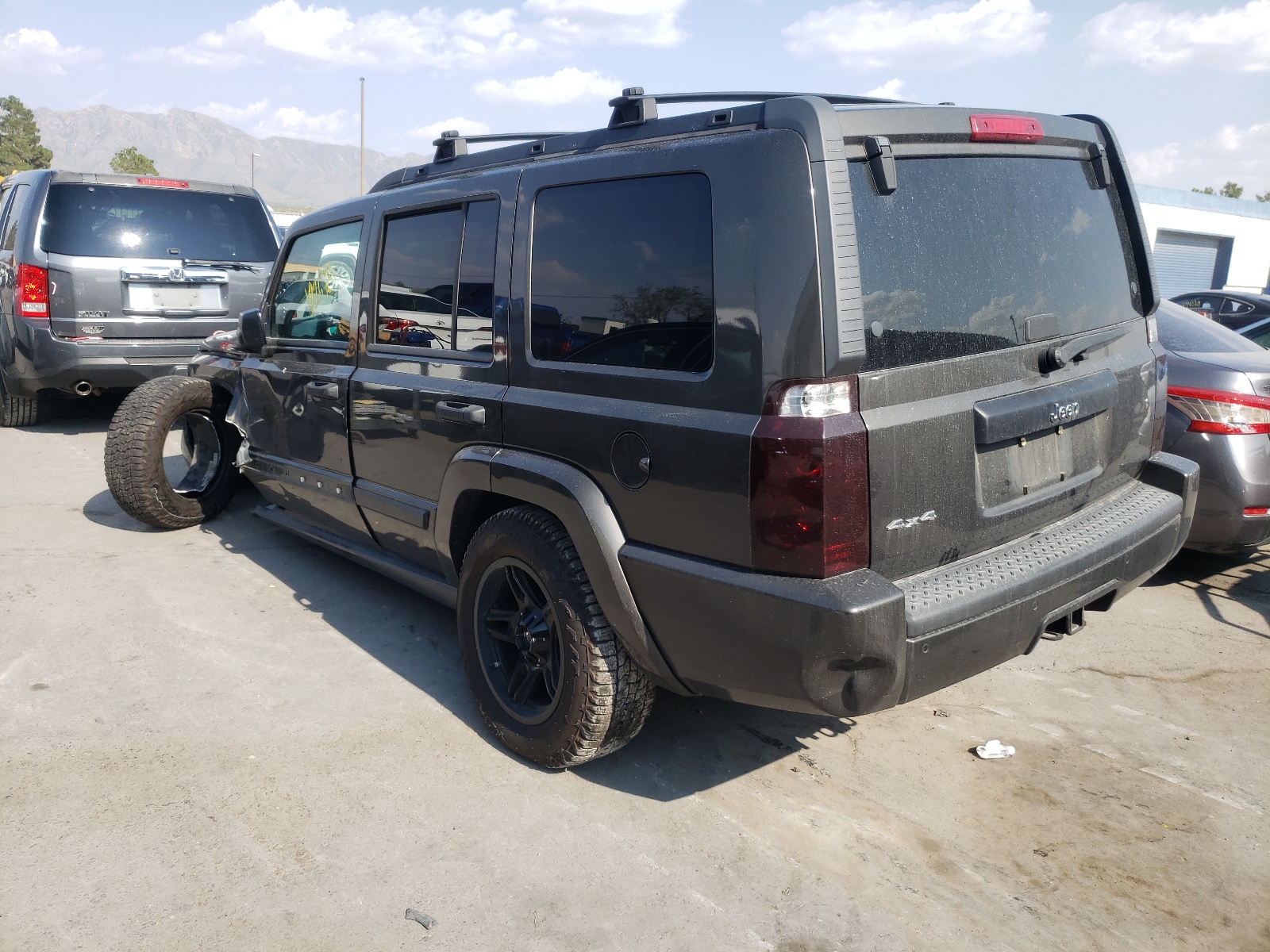 Zdjęcie 3 z aukcji – 2006 JEEP COMMANDER z VIN 1J8HG48N26C363485
