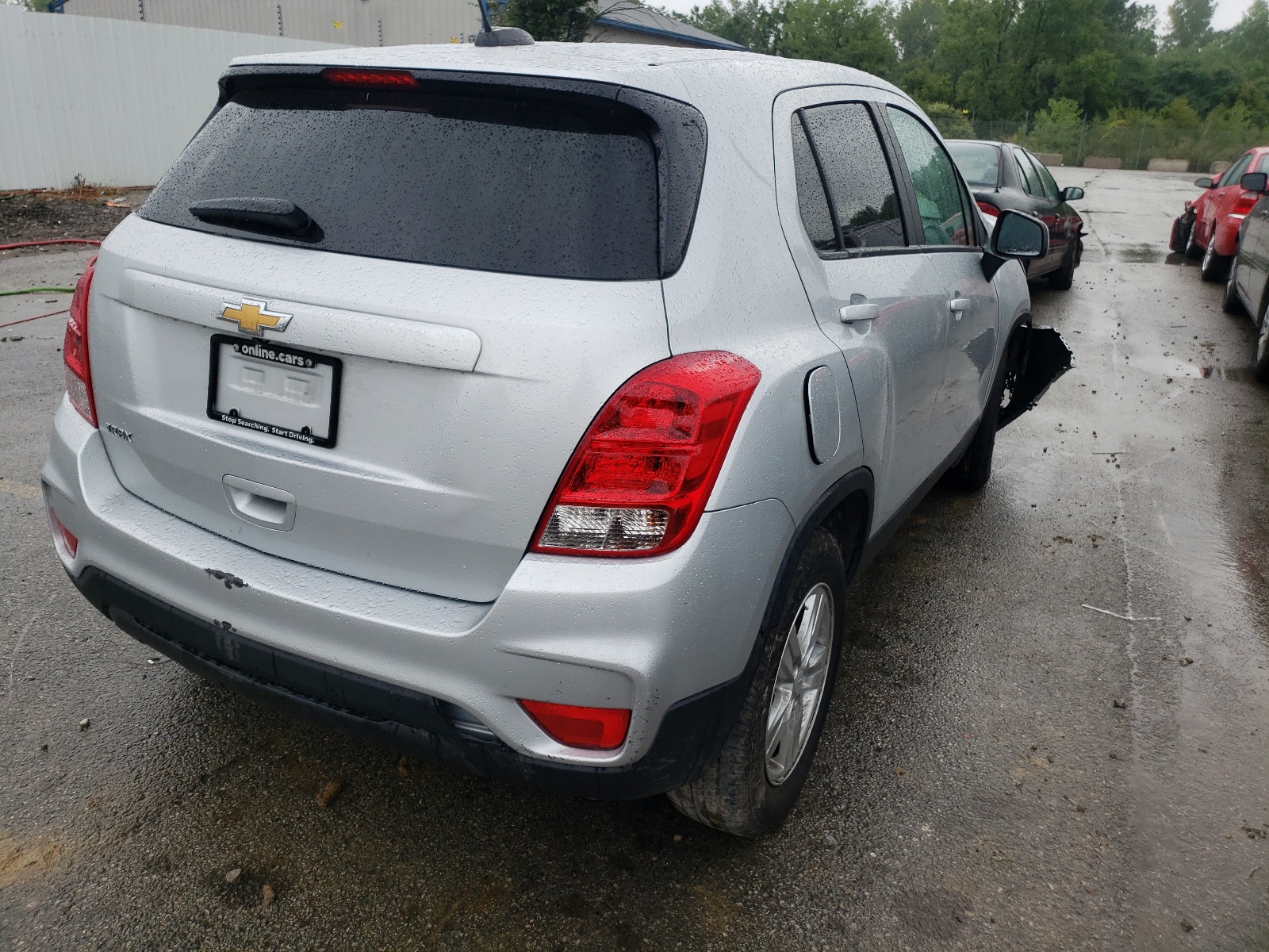 Photo 4 from auction – 2021 CHEVROLET TRAX LS with VIN KL7CJKSB3MB320456