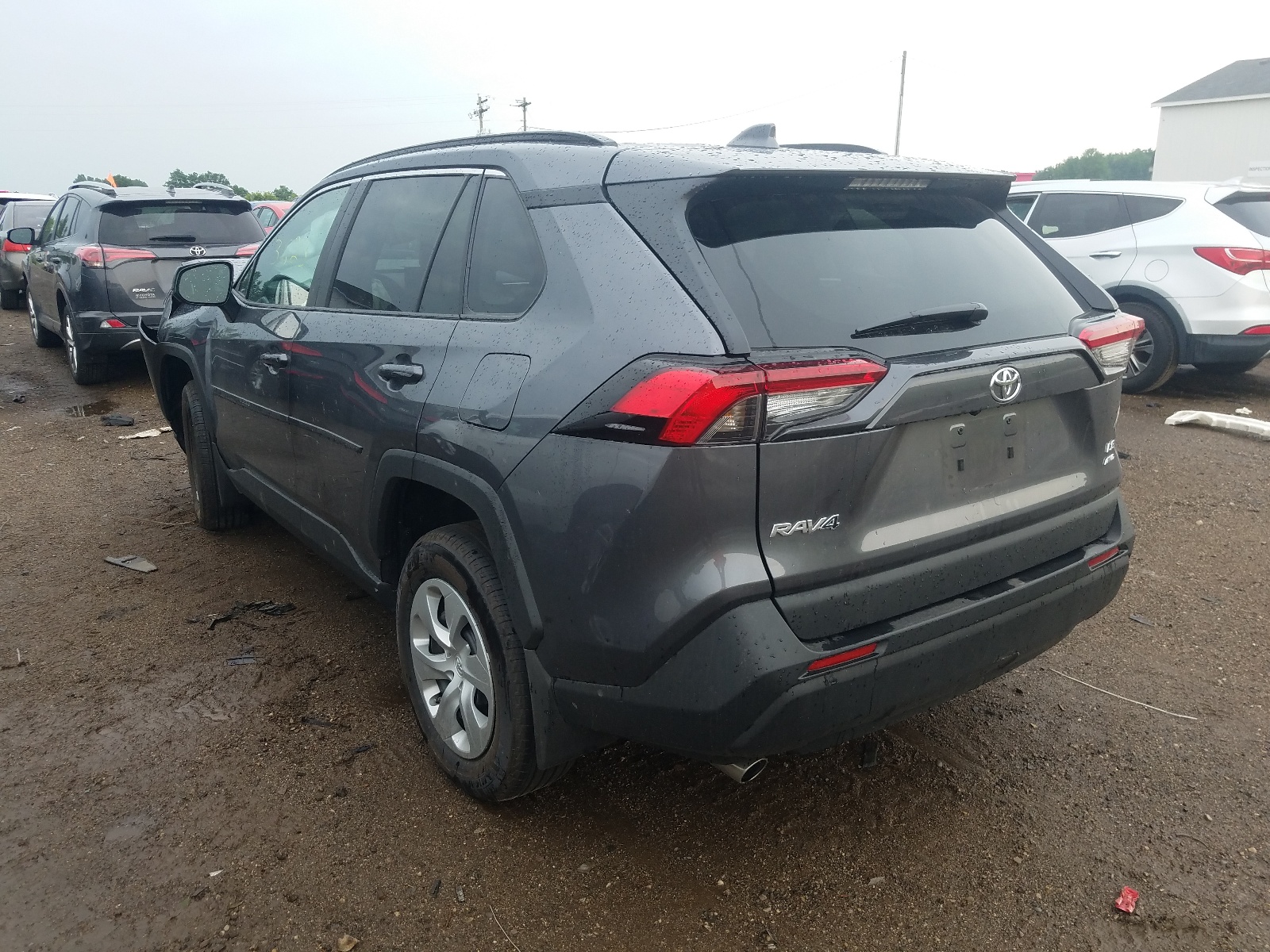 Photo 3 from auction – 2021 TOYOTA RAV4 LE with VIN 2T3F1RFV3MC225207