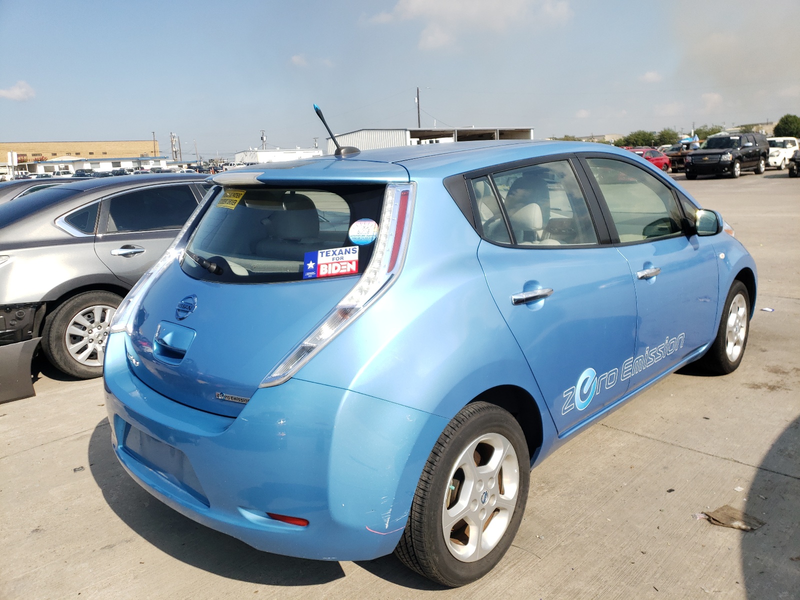 Photo 4 from auction – 2012 NISSAN LEAF SV with VIN JN1AZ0CP3CT024978