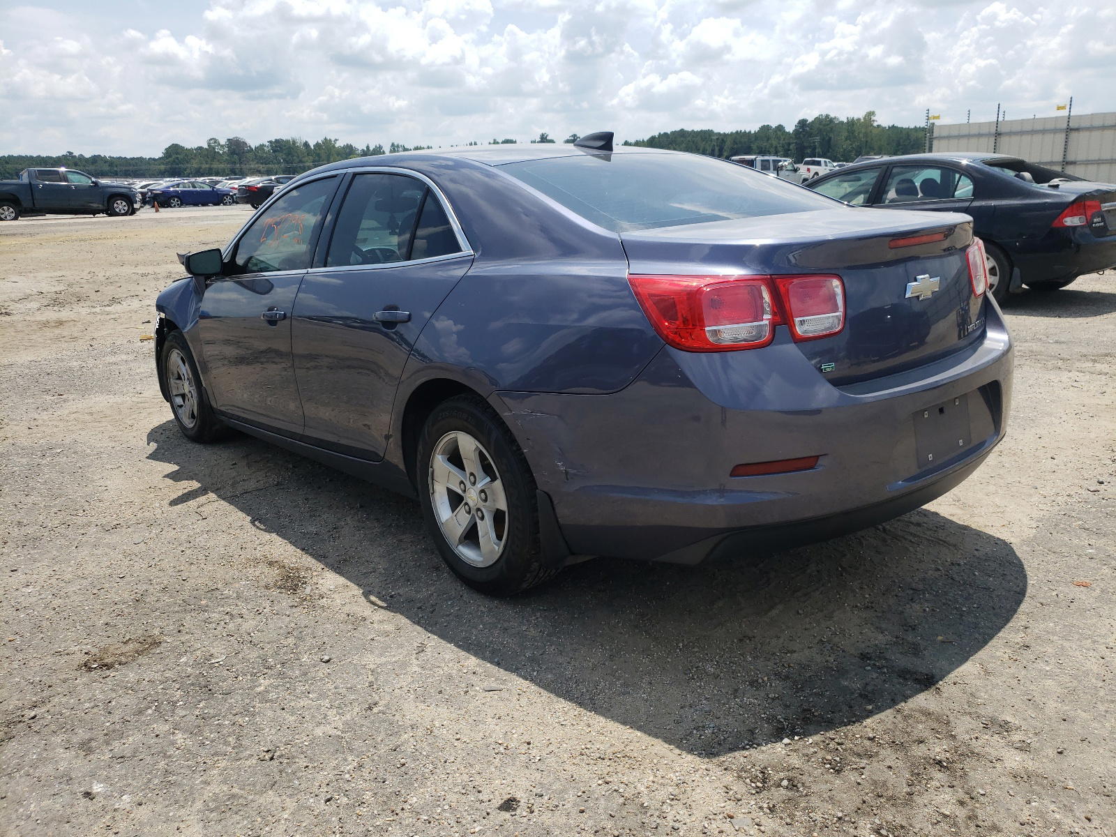 Photo 3 from auction – 2015 CHEVROLET MALIBU LS with VIN 1G11B5SL3FF249930