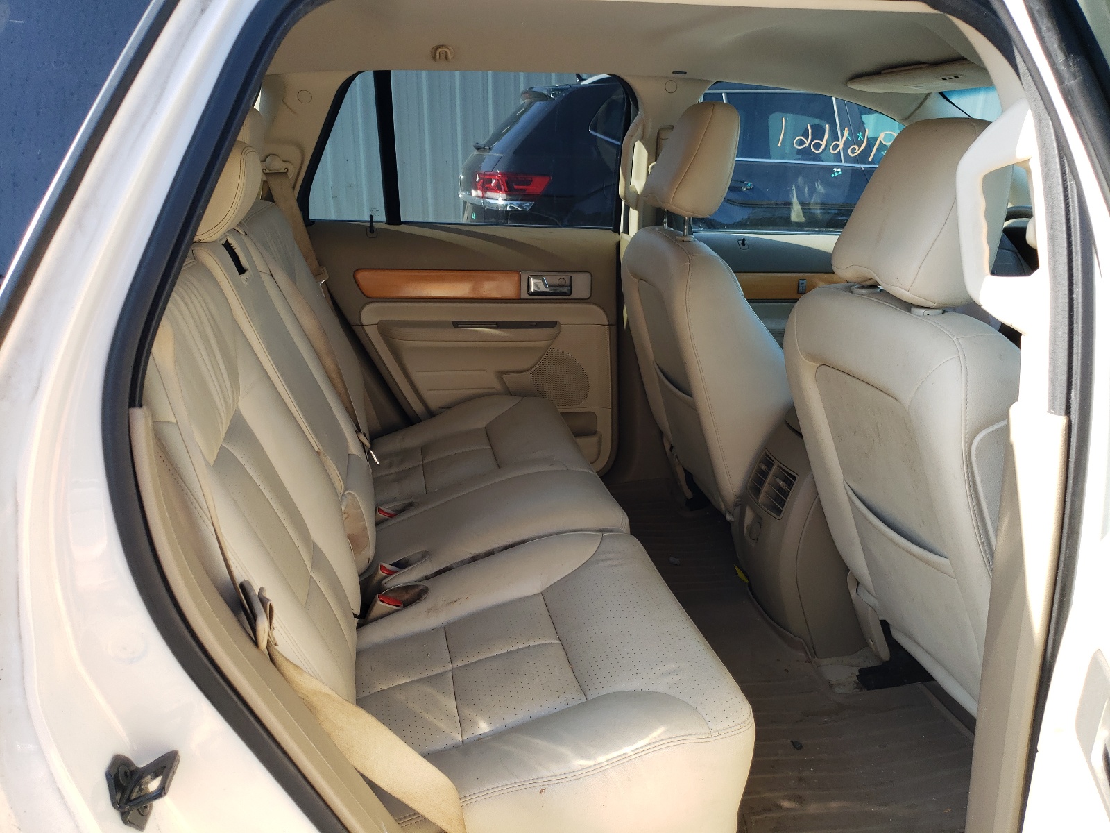 Zdjęcie 6 z aukcji – 2007 LINCOLN MKX z VIN 2LMDU68CX7BJ29766