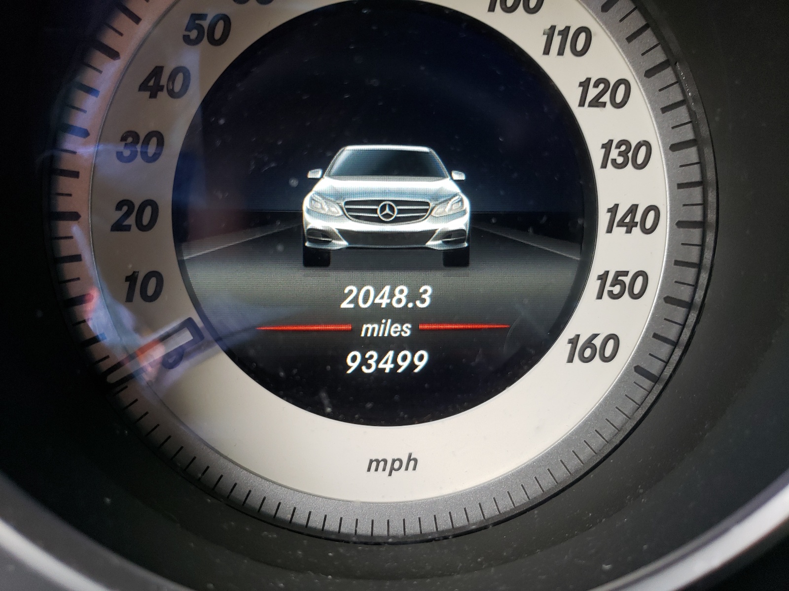 Photo 8 from auction – 2014 MERCEDES-BENZ E 350 4MAT with VIN WDDHF8JB6EA997044