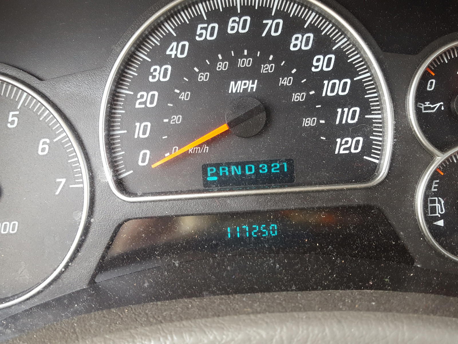 Photo 8 from auction – 2002 GMC ENVOY with VIN 1GKDT13S822441642