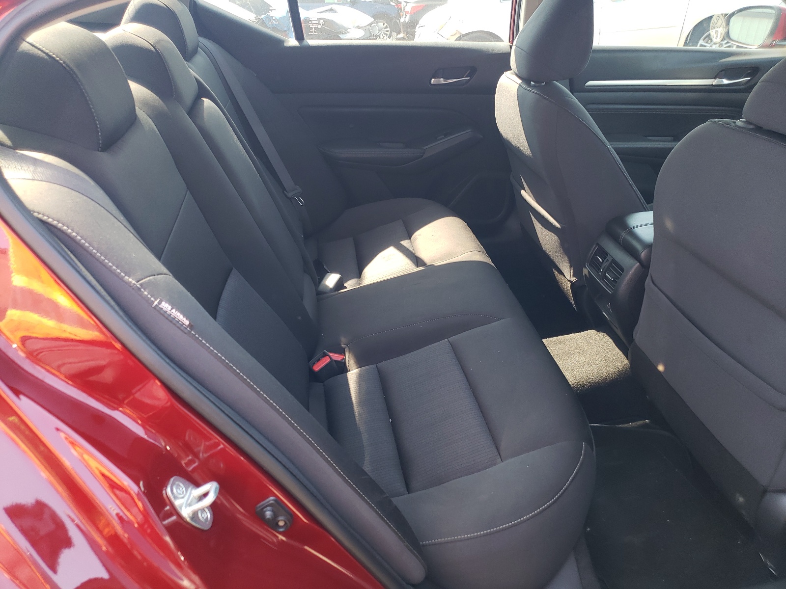 Photo 6 from auction – 2019 NISSAN ALTIMA SV with VIN 1N4BL4DV5KC141473