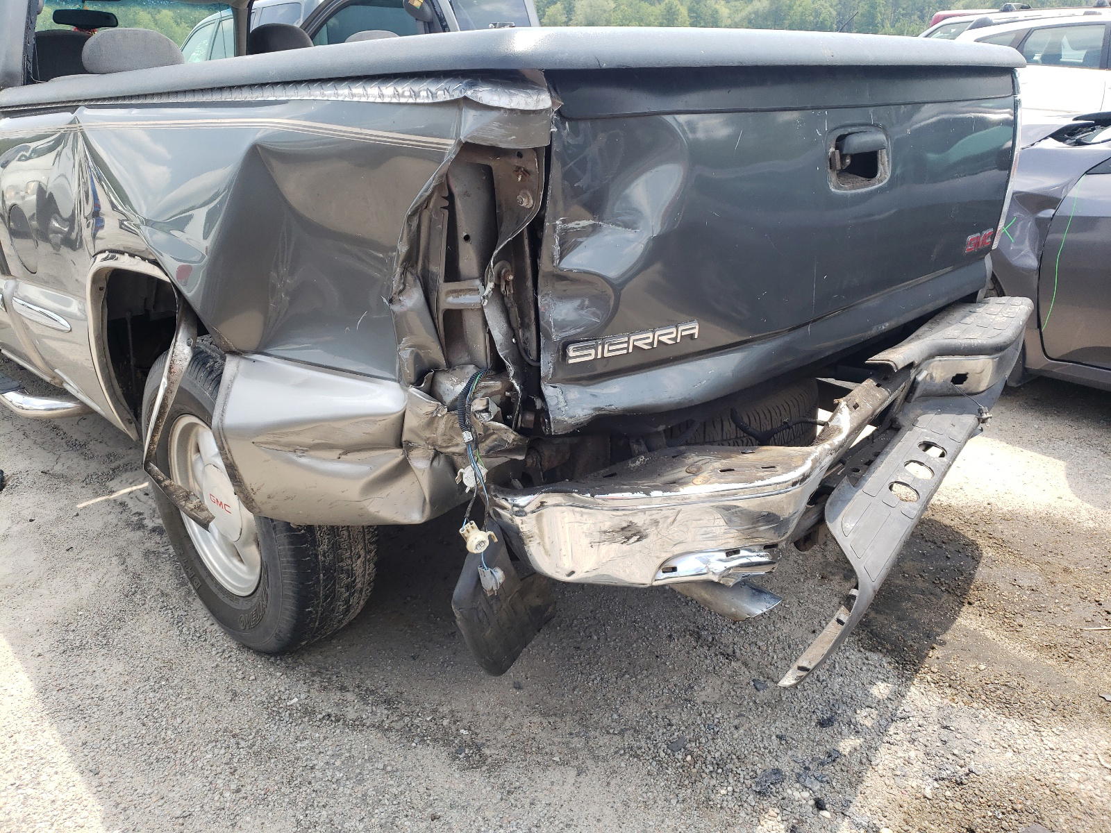 Photo 9 from auction – 2000 GMC NEW SIERRA with VIN 2GTEC19T6Y1209341
