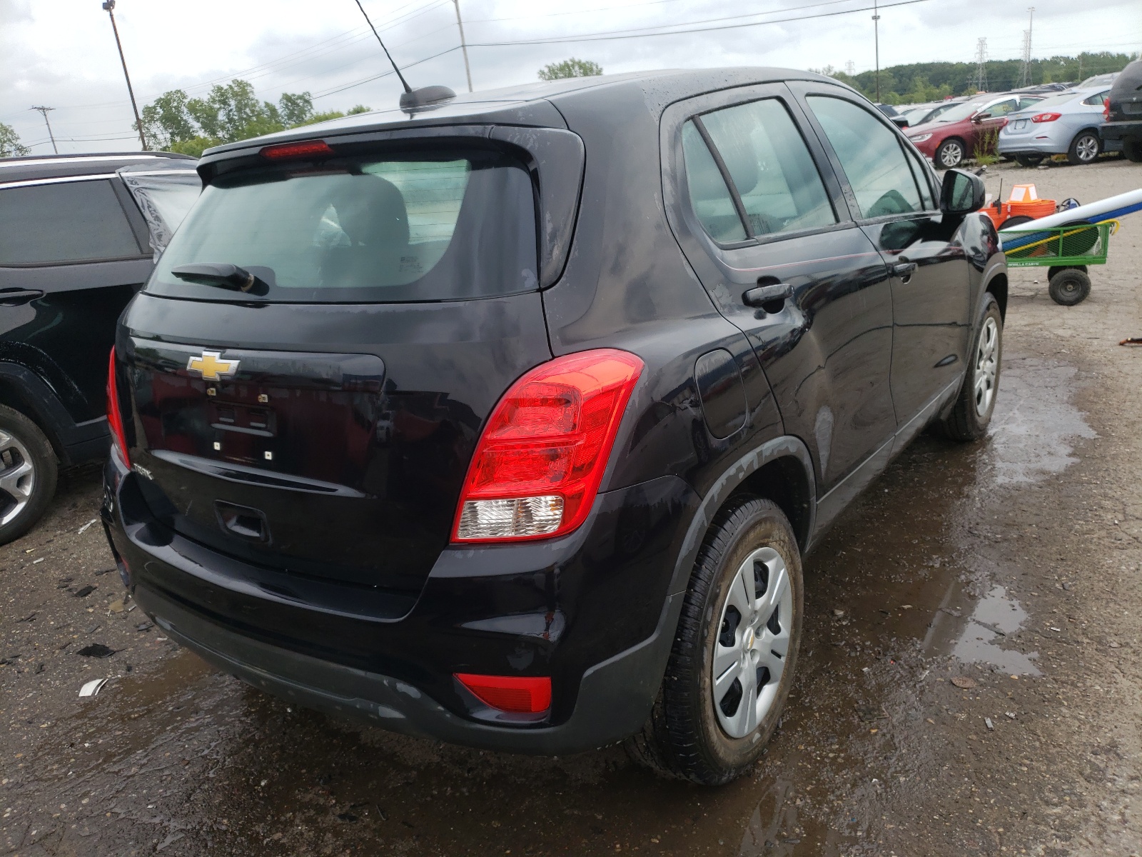 Photo 4 from auction – 2017 CHEVROLET TRAX LS with VIN 3GNCJKSB4HL175734