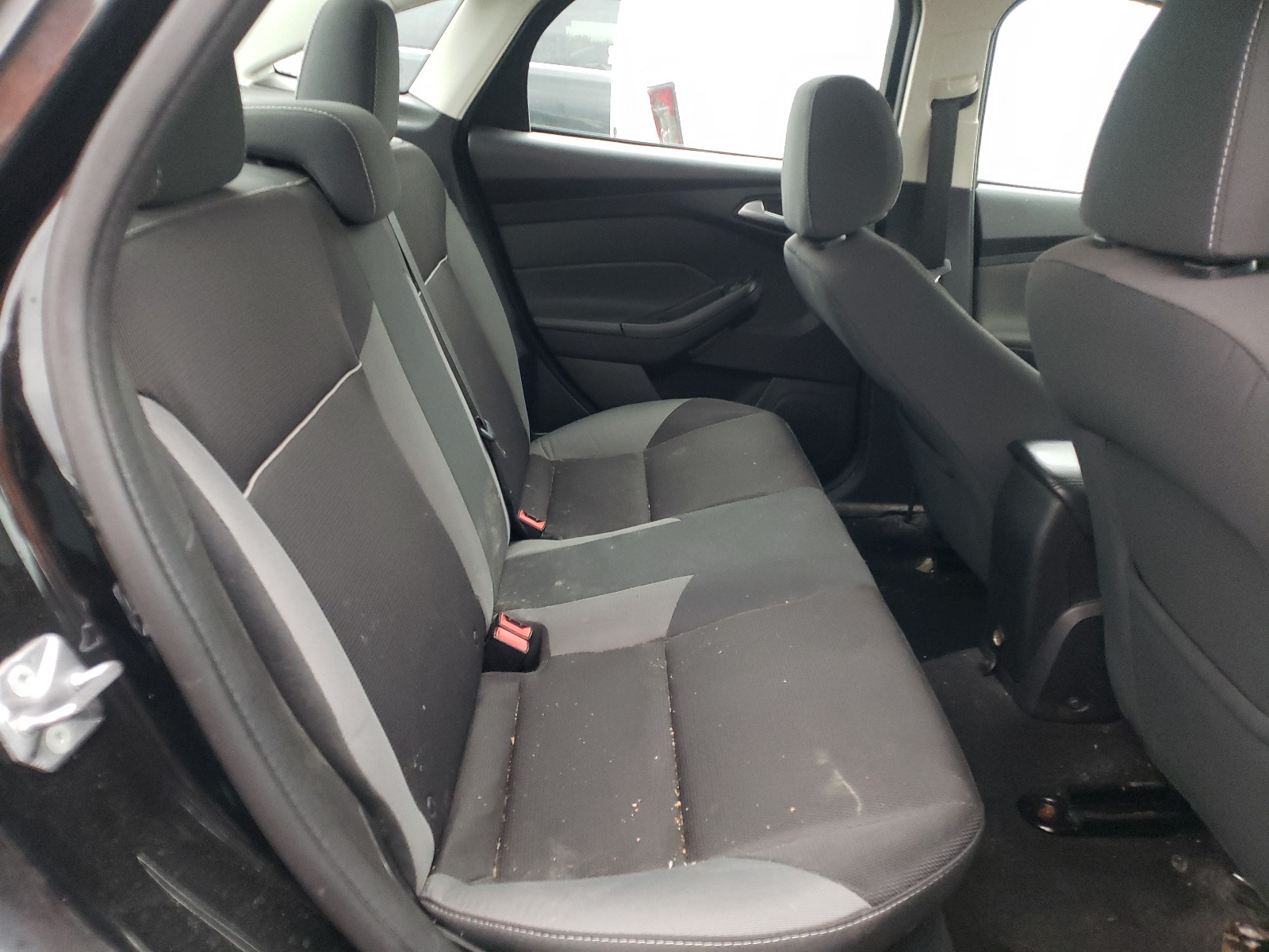 Фото 6 с аукциона – 2014 FORD FOCUS SE с VIN 1FADP3F22EL427523