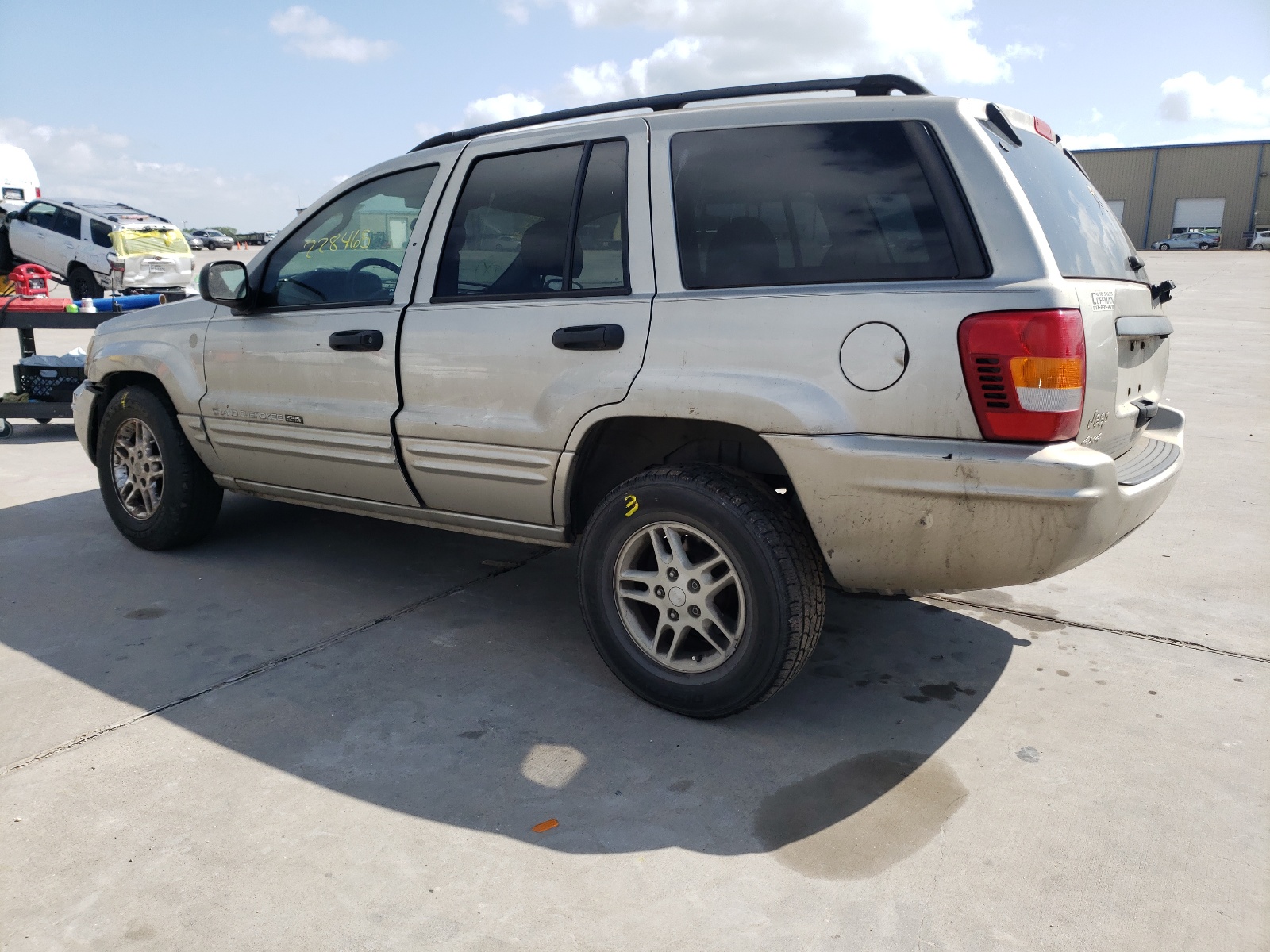 Photo 3 from auction – 2004 JEEP GRAND CHER with VIN 1J4GW48S04C321075