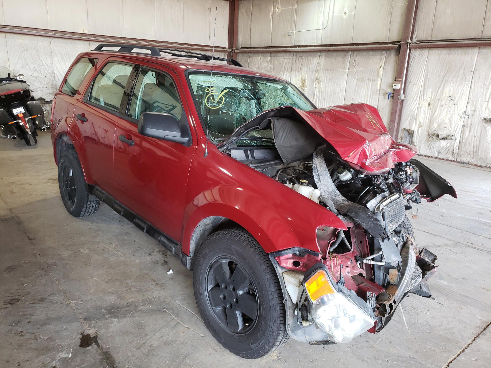 FORD ESCAPE XLS 2011 with VIN 1FMCU0C73BKB75291 - Photo from auction