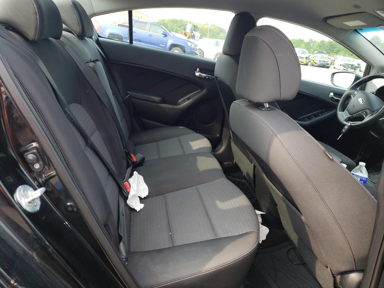 Photo 6 from auction – 2014 KIA FORTE LX with VIN KNAFX4A65E5227417