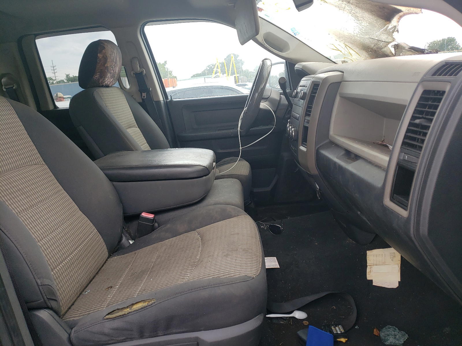Photo 5 from auction – 2012 DODGE RAM 1500 S with VIN 1C6RD7FT9CS326126