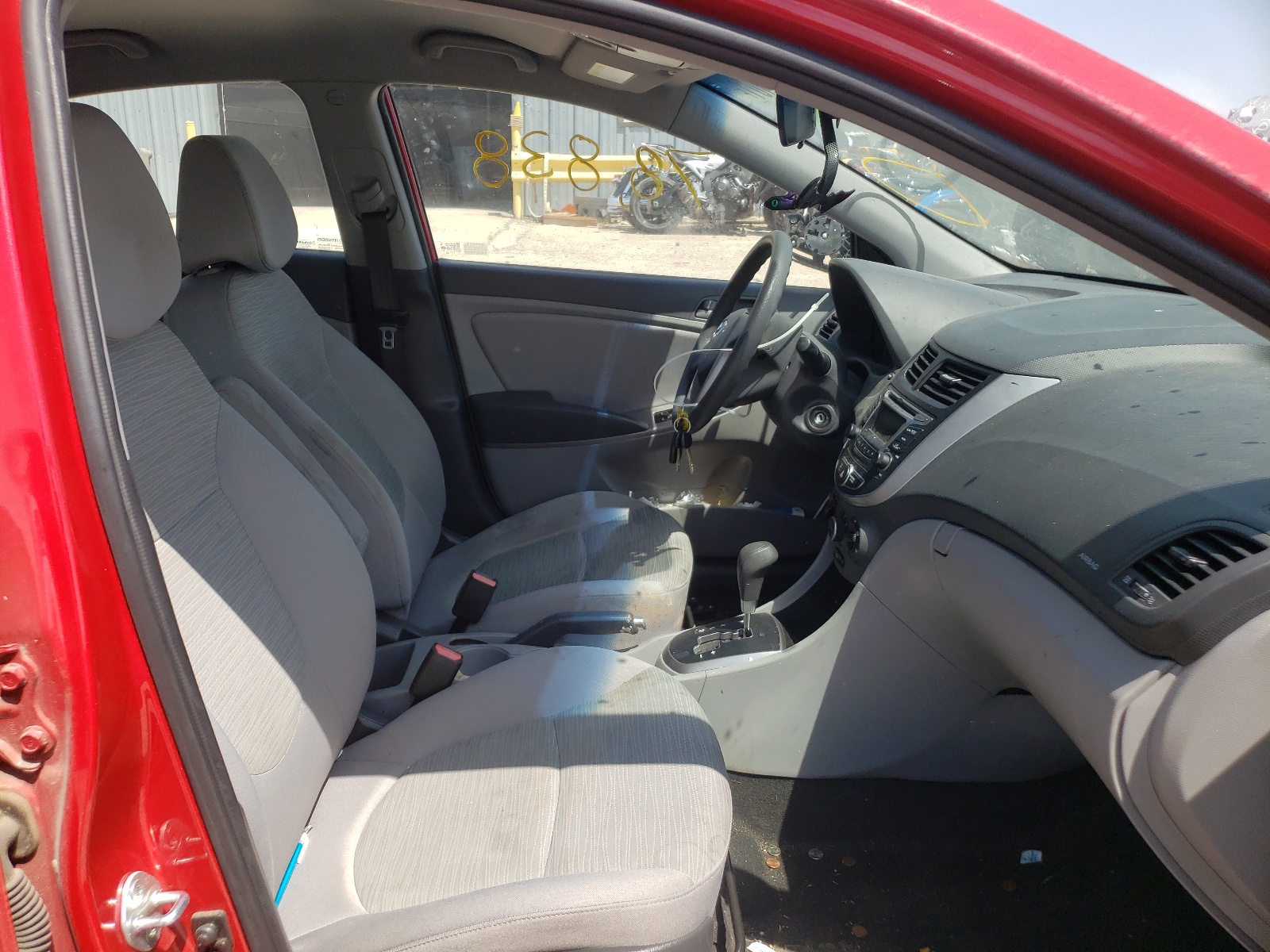 Photo 5 from auction – 2016 HYUNDAI ACCENT SE with VIN KMHCT4AE1GU014820