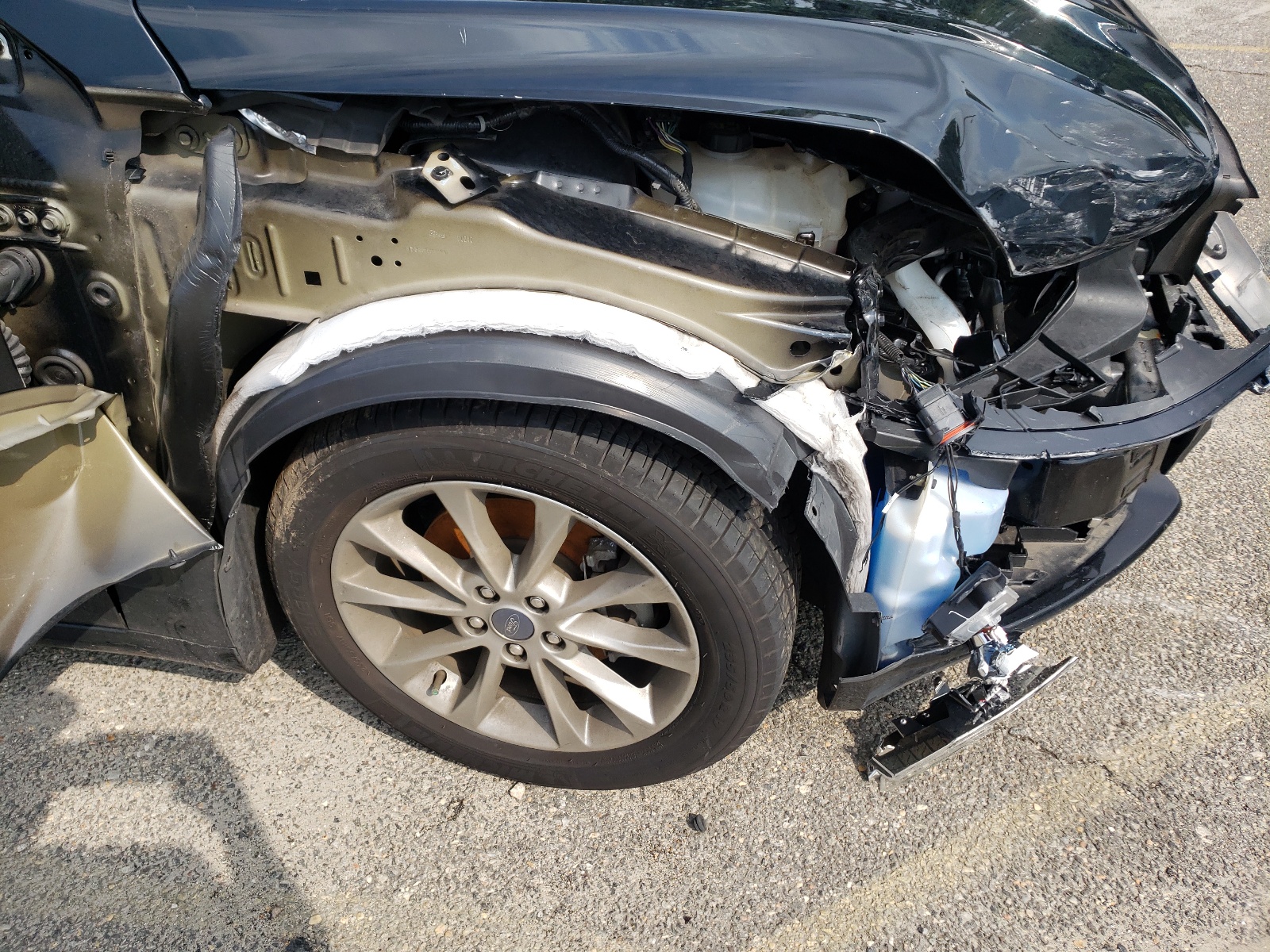 Photo 9 from auction – 2017 FORD FUSION SE with VIN 3FA6P0HD6HR138009