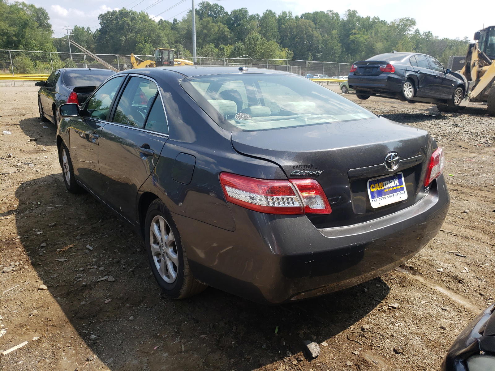 Photo 3 from auction – 2011 TOYOTA CAMRY BASE with VIN 4T1BF3EK1BU197867