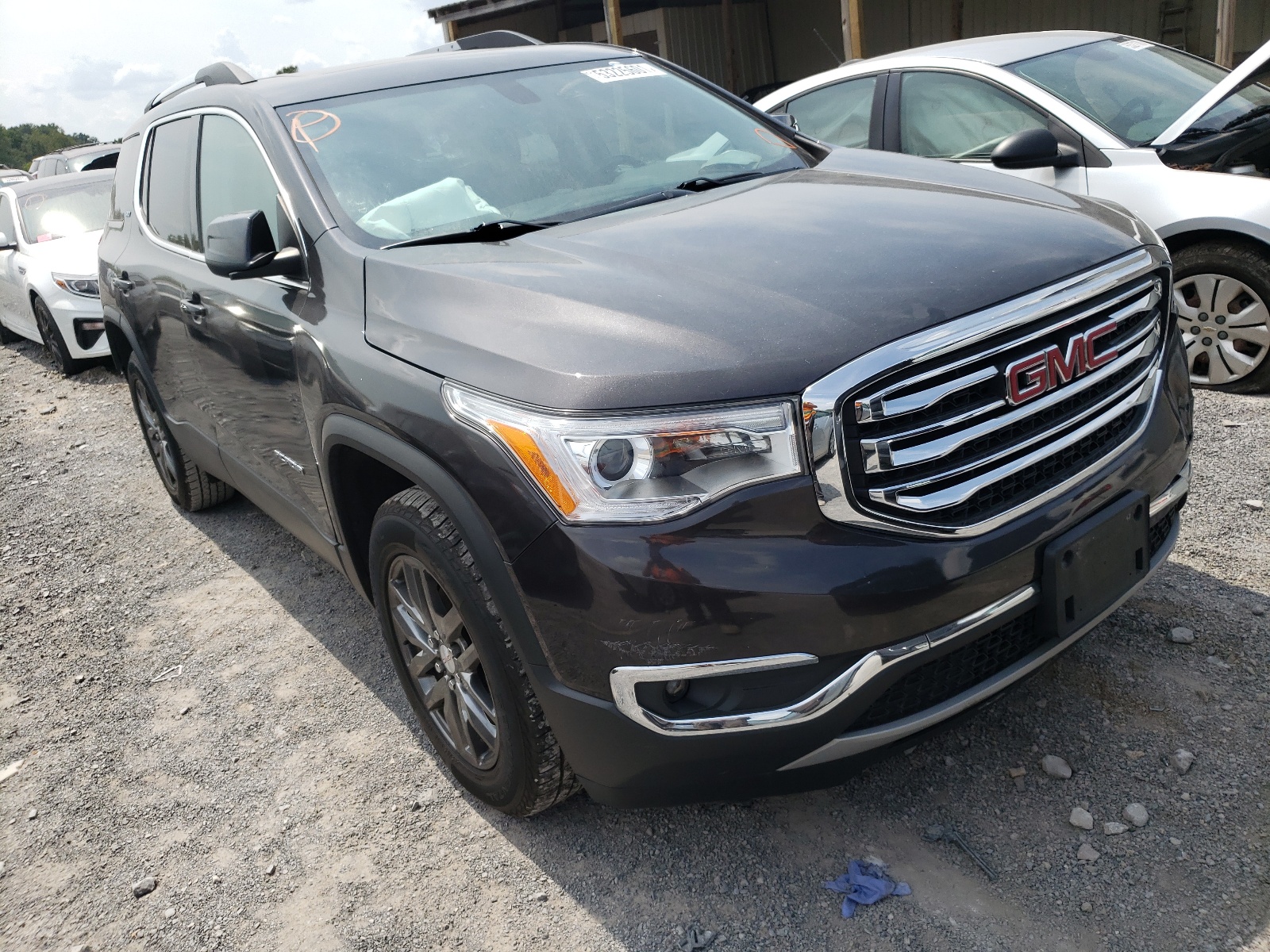 GMC ACADIA SLT 2017 with VIN 1GKKNMLA5HZ174809 - Photo from auction