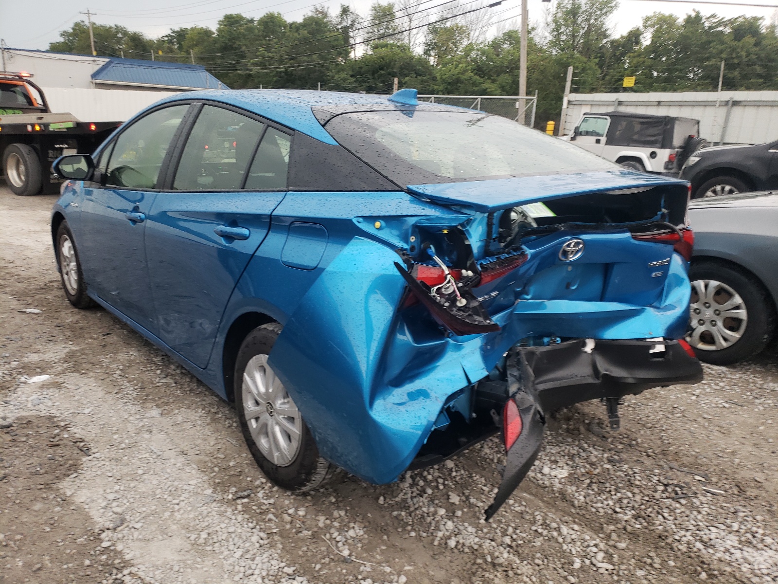 Photo 3 from auction – 2021 TOYOTA PRIUS SPEC with VIN JTDKAMFU0M3143607