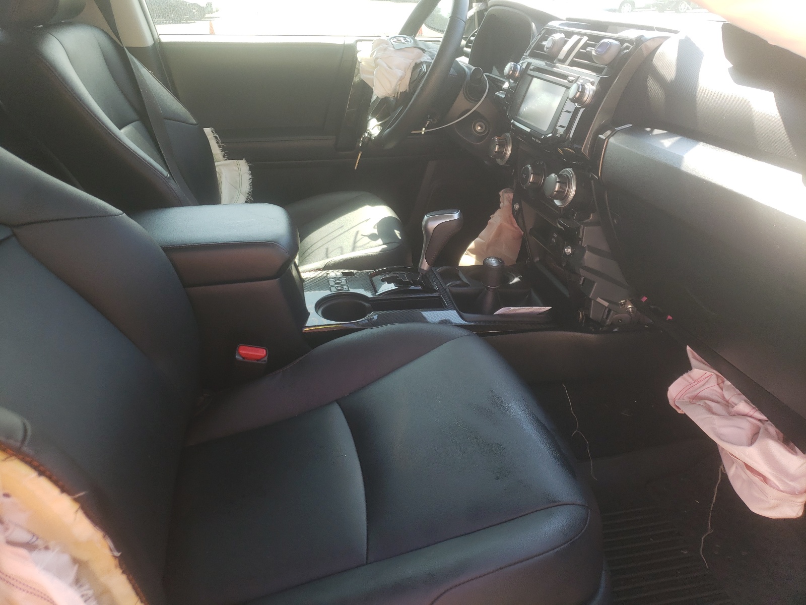 Photo 5 from auction – 2017 TOYOTA 4RUNNER SR with VIN JTEBU5JR1H5471463