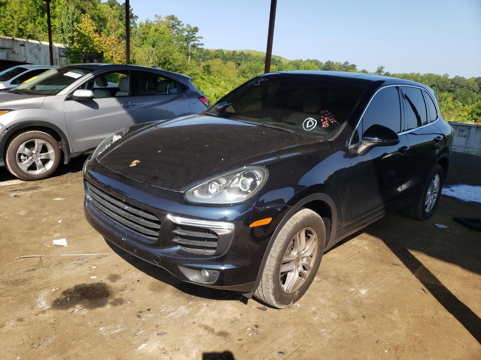 Photo 2 from auction – 2016 PORSCHE CAYENNE with VIN WP1AA2A27GKA10986