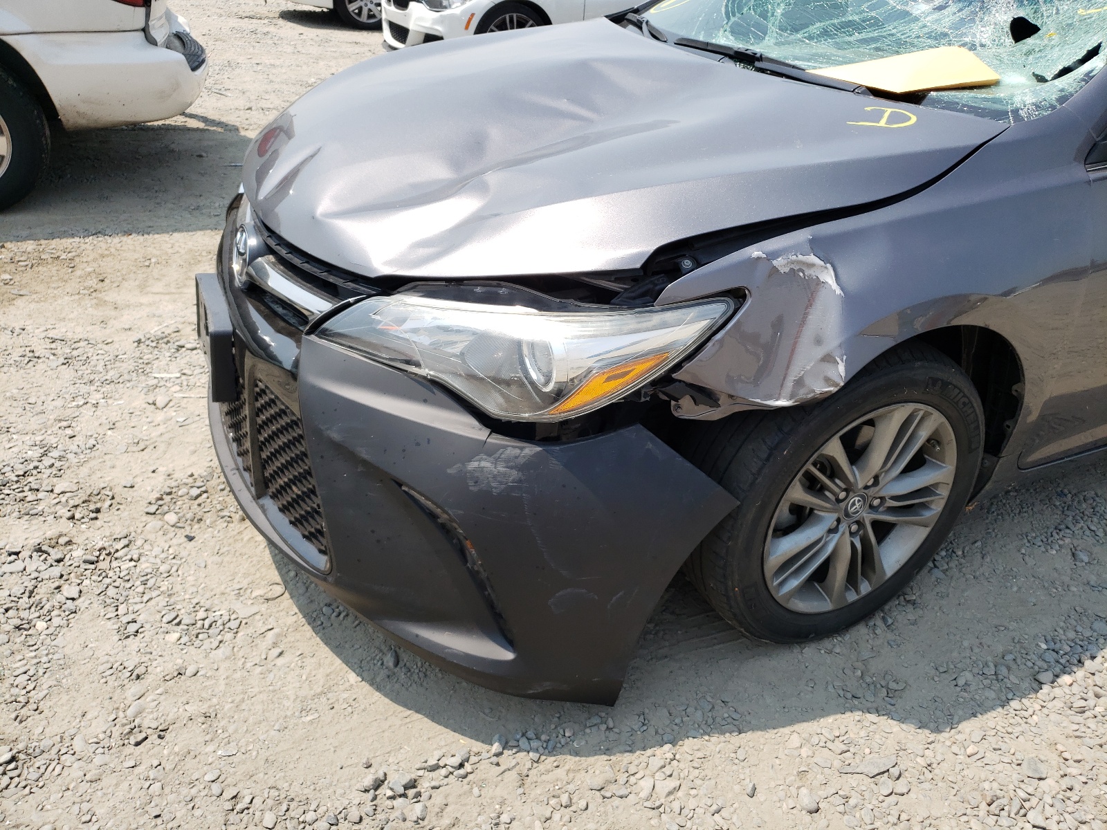 Photo 9 from auction – 2017 TOYOTA CAMRY LE with VIN 4T1BF1FK1HU651708