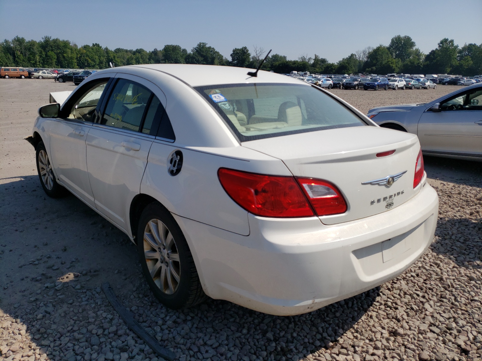 صورة رقم 3 من المزاد - 2010 CHRYSLER SEBRING LI مع VIN 1C3CC5FBXAN188190