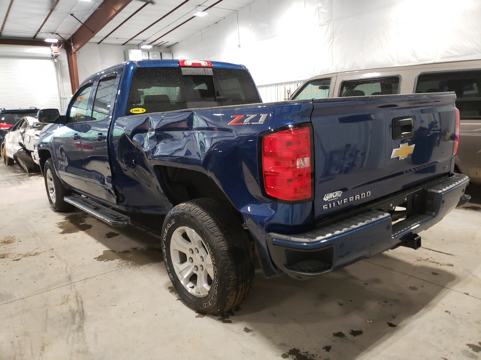 Photo 3 from auction – 2018 CHEVROLET SILVERADO with VIN 1GCVKRECXJZ114480
