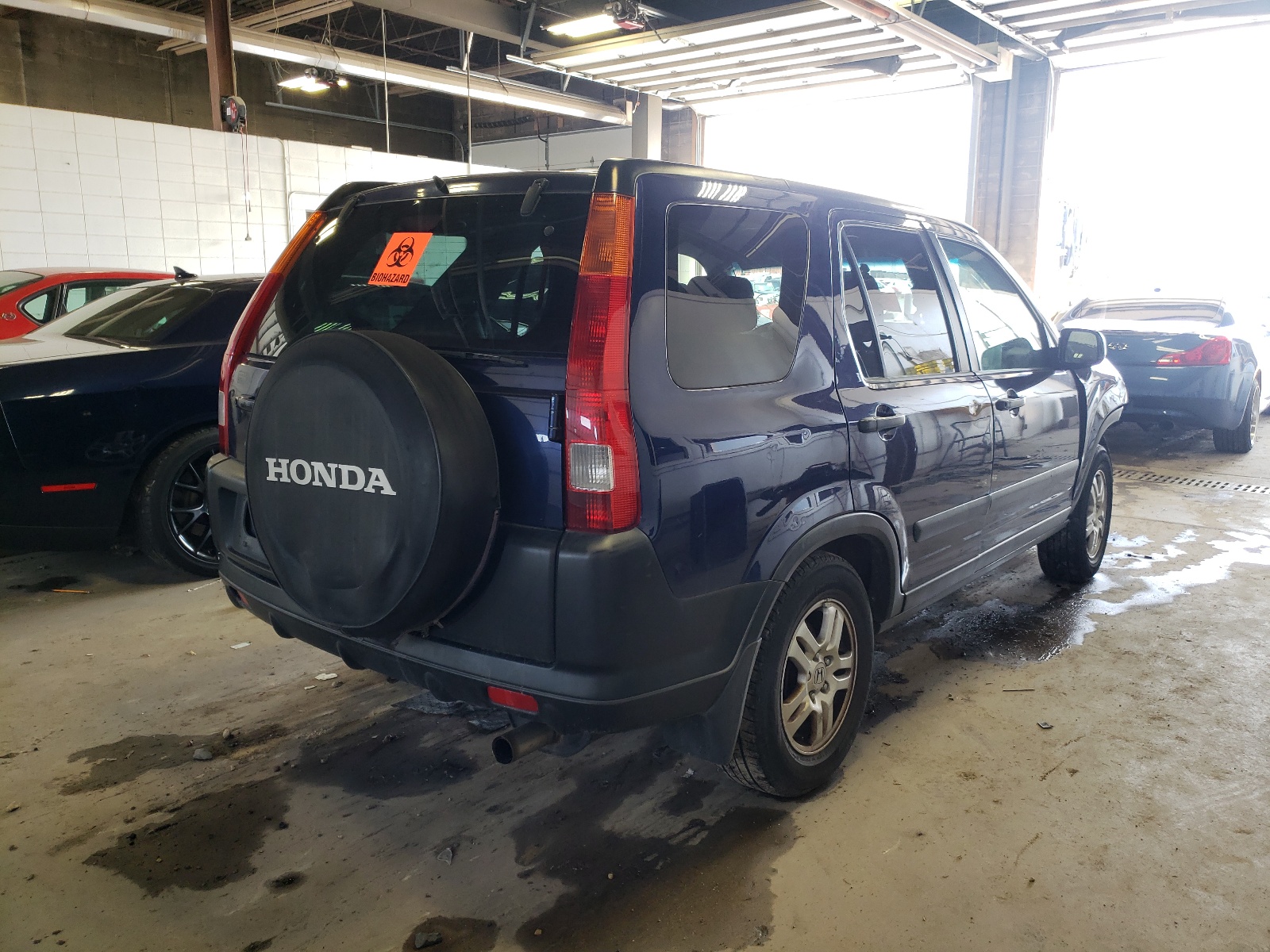 Photo 4 from auction – 2004 HONDA CR-V EX with VIN JHLRD78824C017100