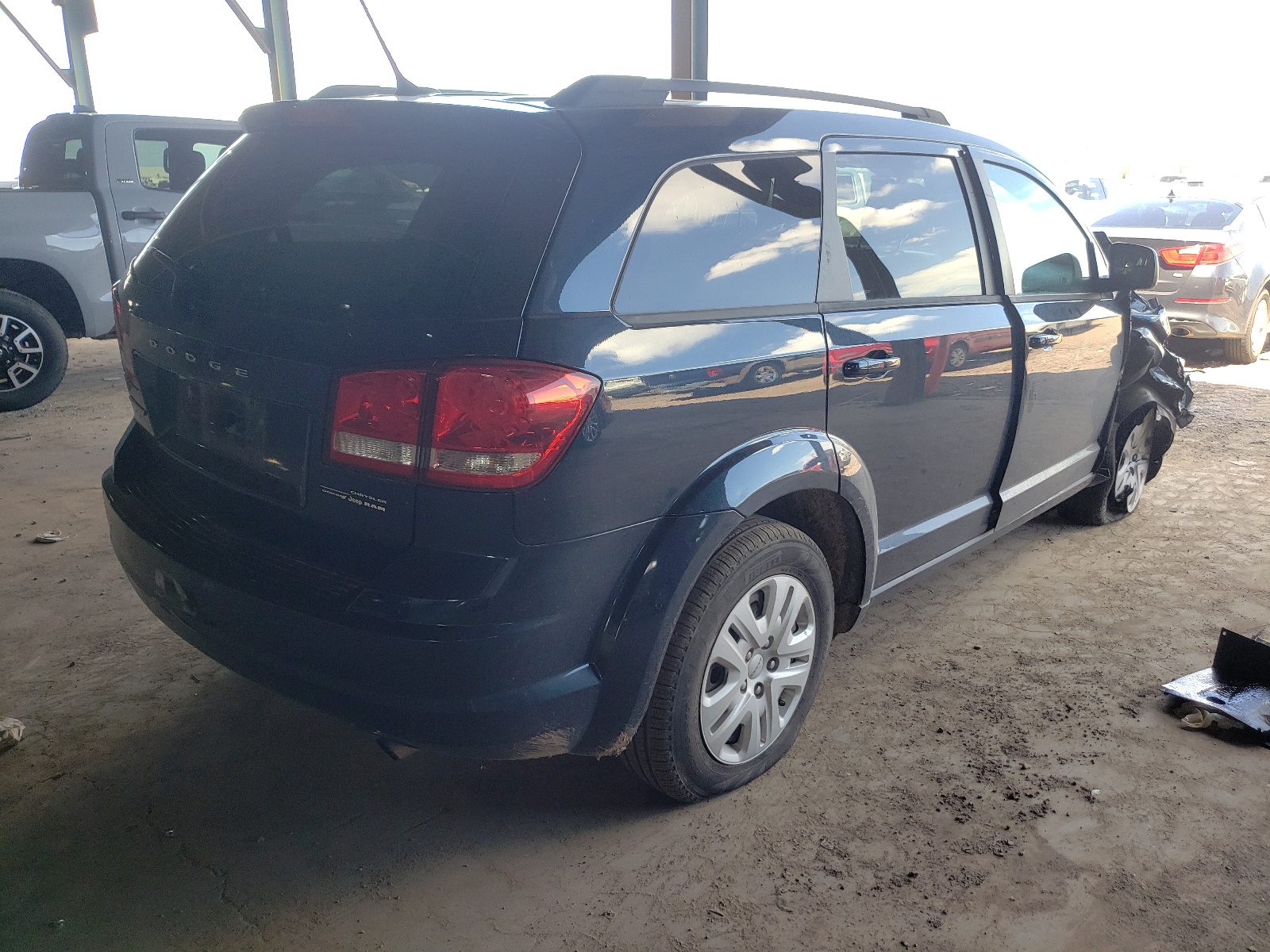 صورة رقم 4 من المزاد - 2014 DODGE JOURNEY SE مع VIN 3C4PDCAB7ET134843