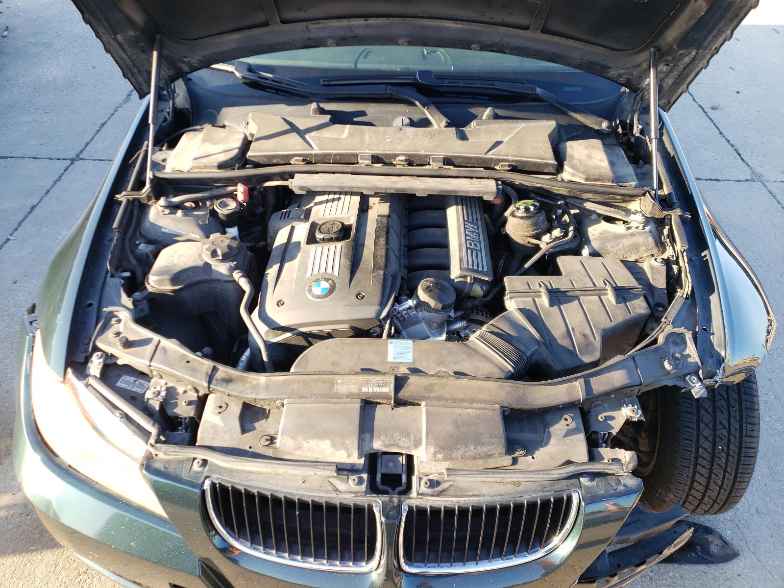 Photo 7 from auction – 2008 BMW 328 I with VIN WBAVA37558NL47177